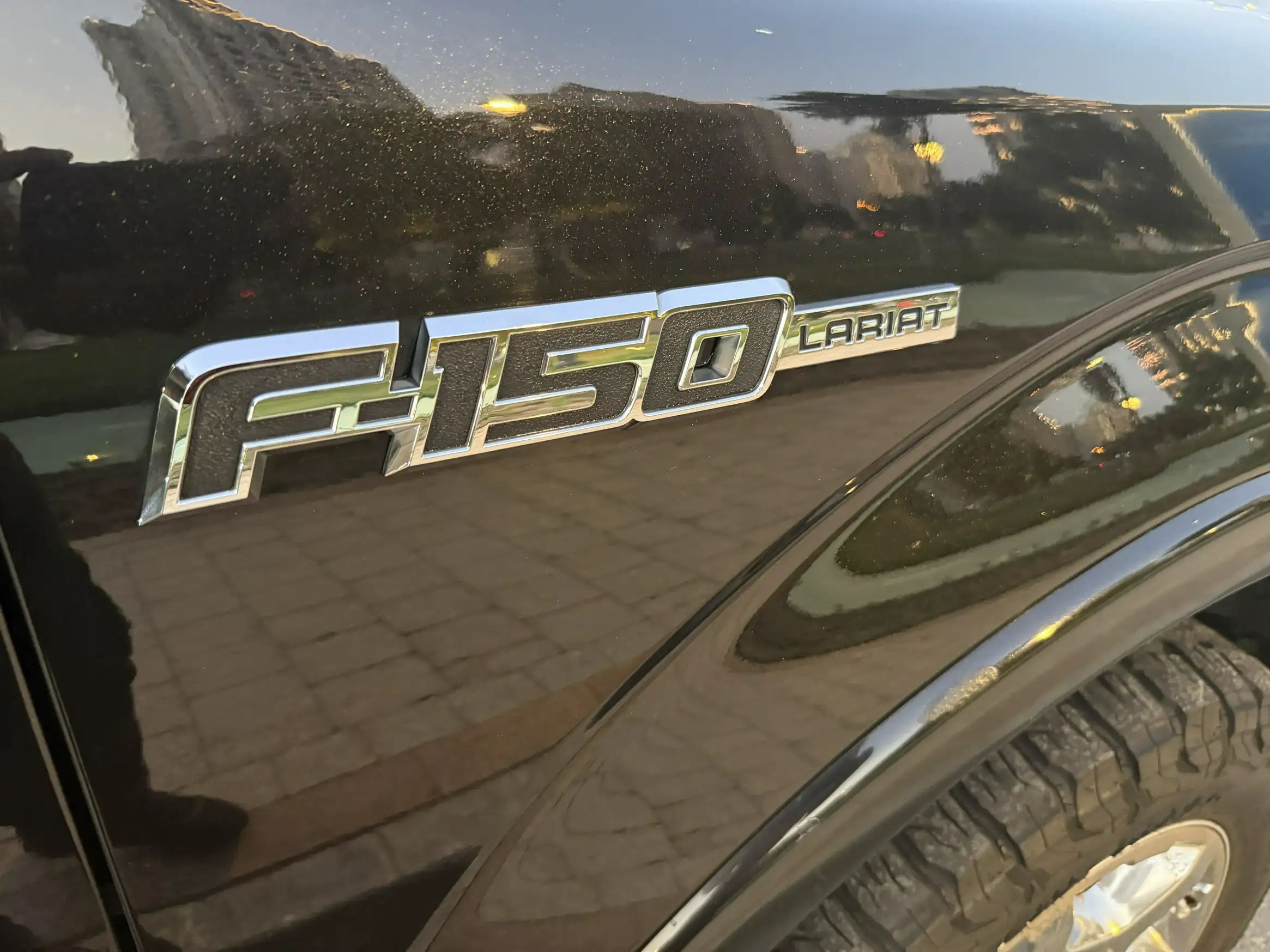 Ford F150 LARIAT 2014