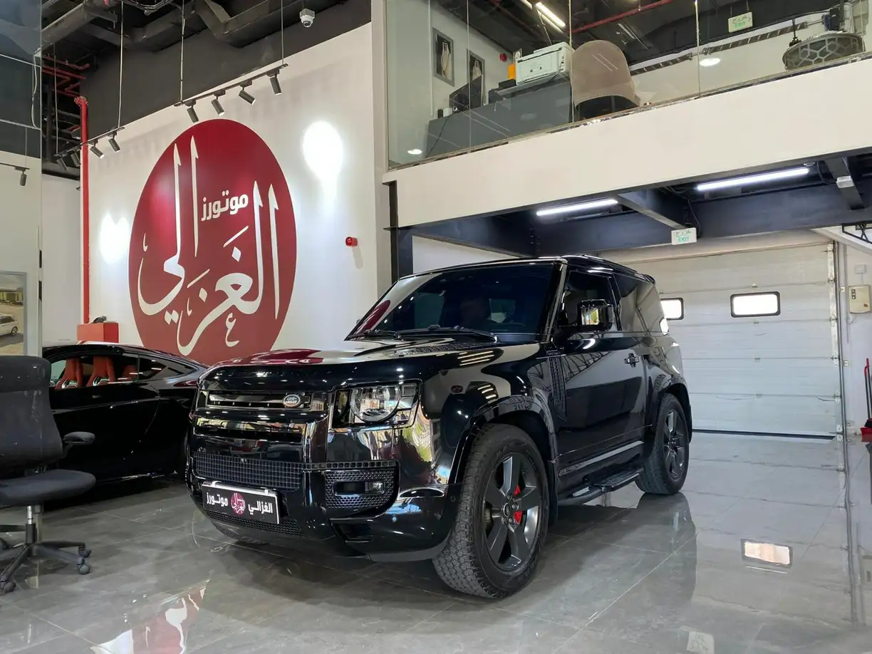 Landrover DEFENDER HSE 2023
