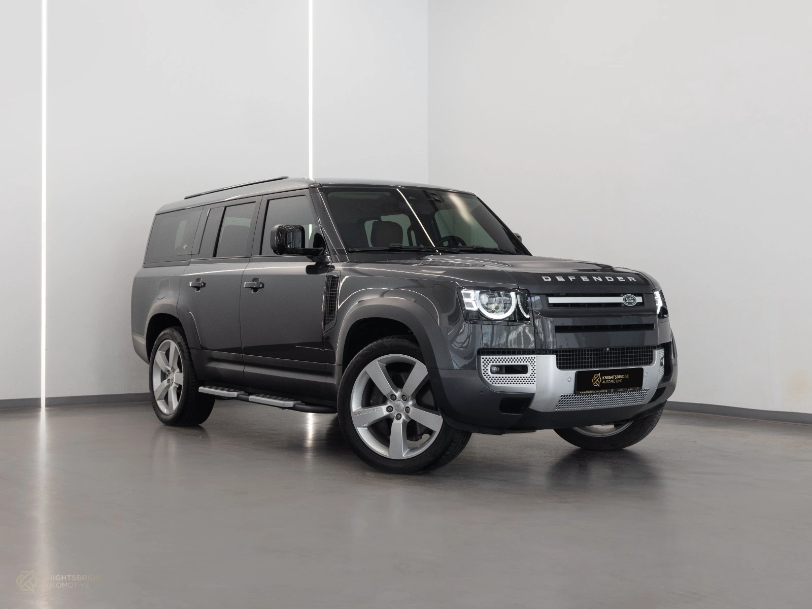 Landrover Defender 2023