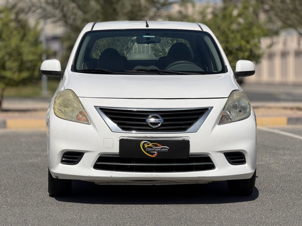 Nissan Sunny 2014