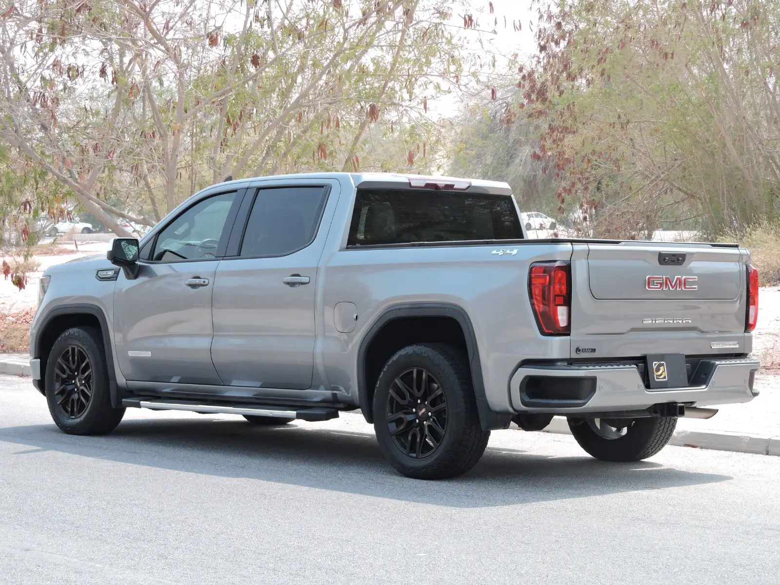 GMC Sierra اليفيجن 2023