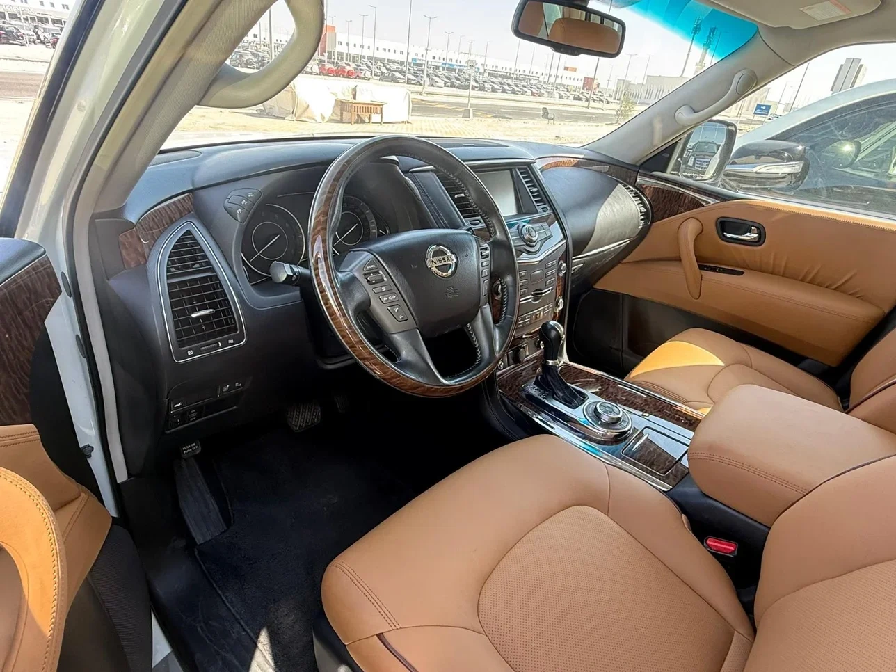 Nissan Patrol 2015 — photo 3 for sale in Qatar