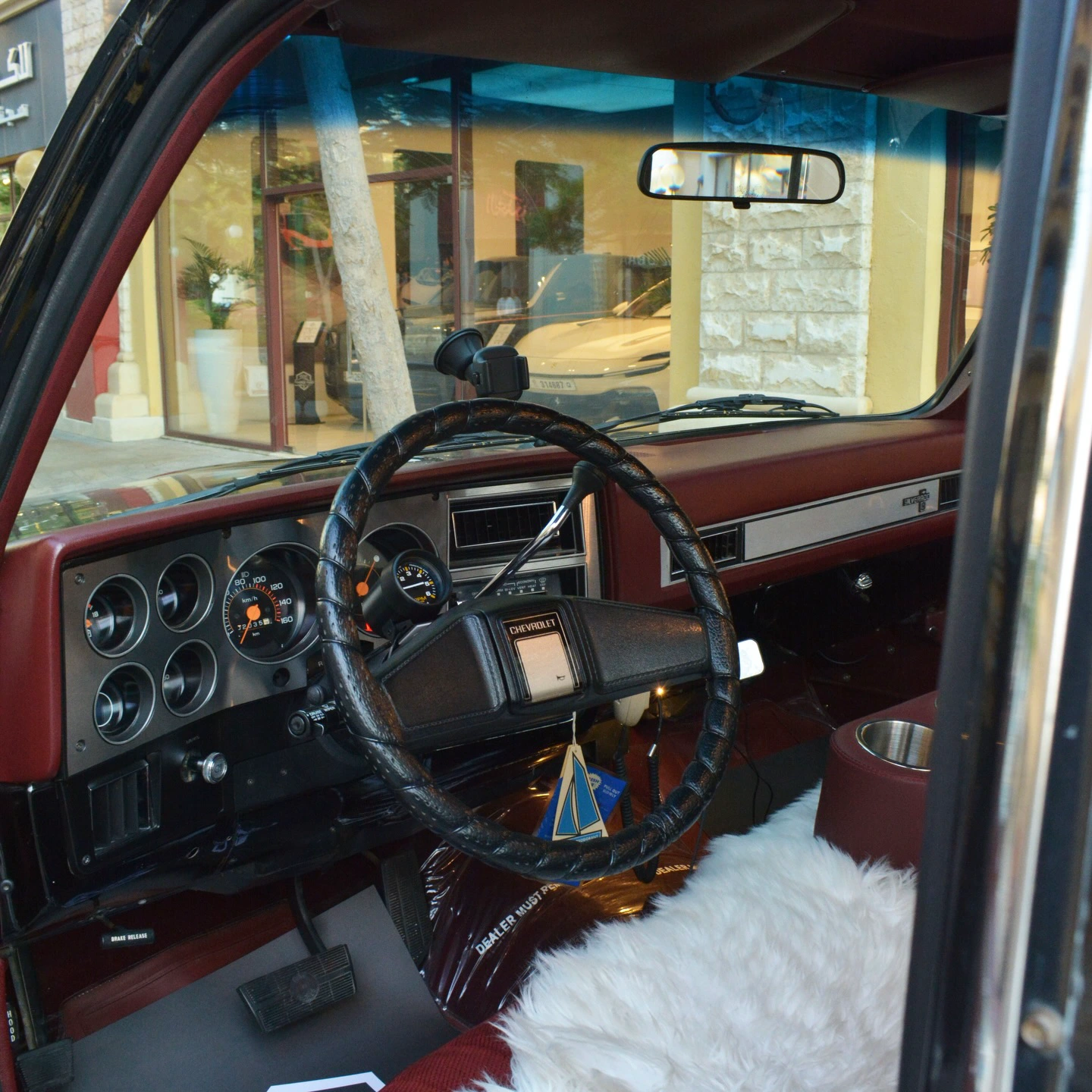 Chevrolet Silverado 1986 for sale in Qatar | QIC Car Market