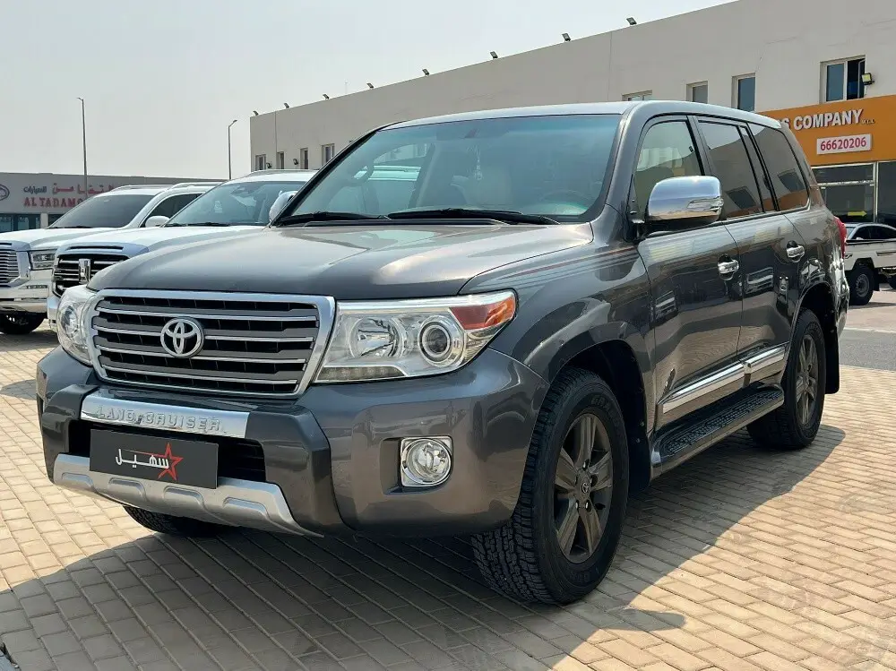 Toyota Land Cruiser GXR 2013