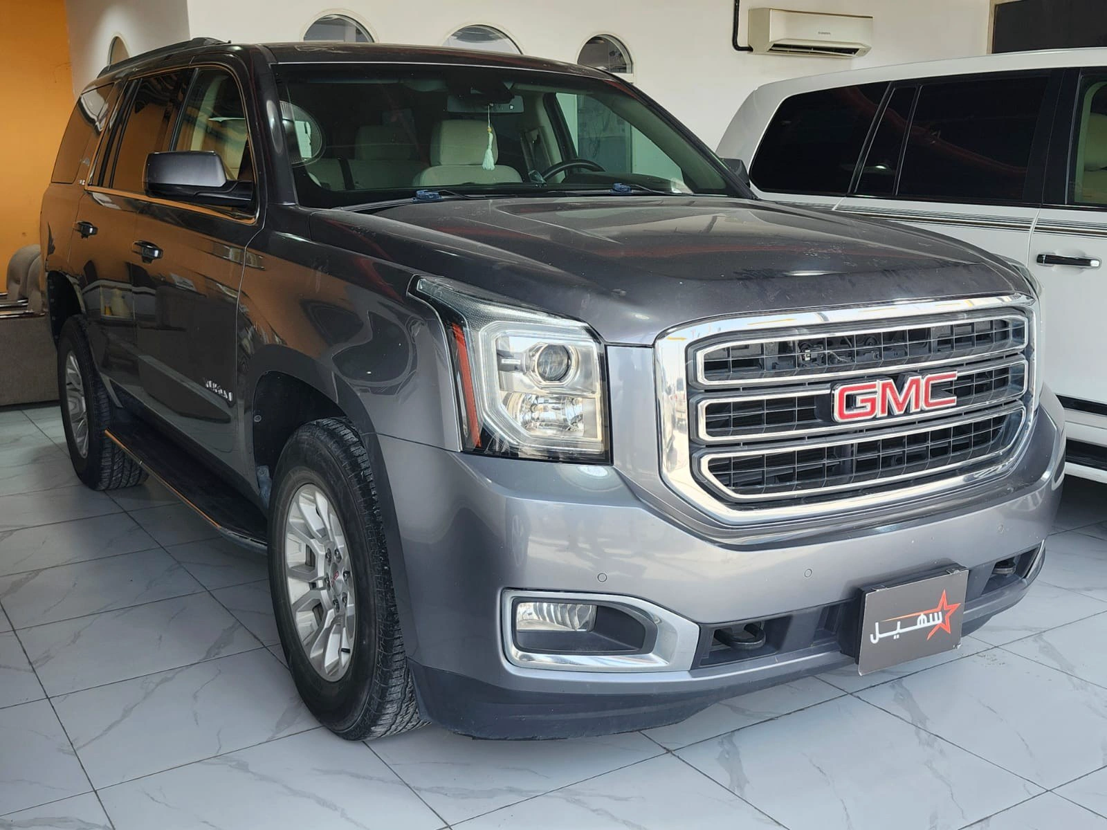 GMC Yukon 2018 — photo 3 for sale in Qatar