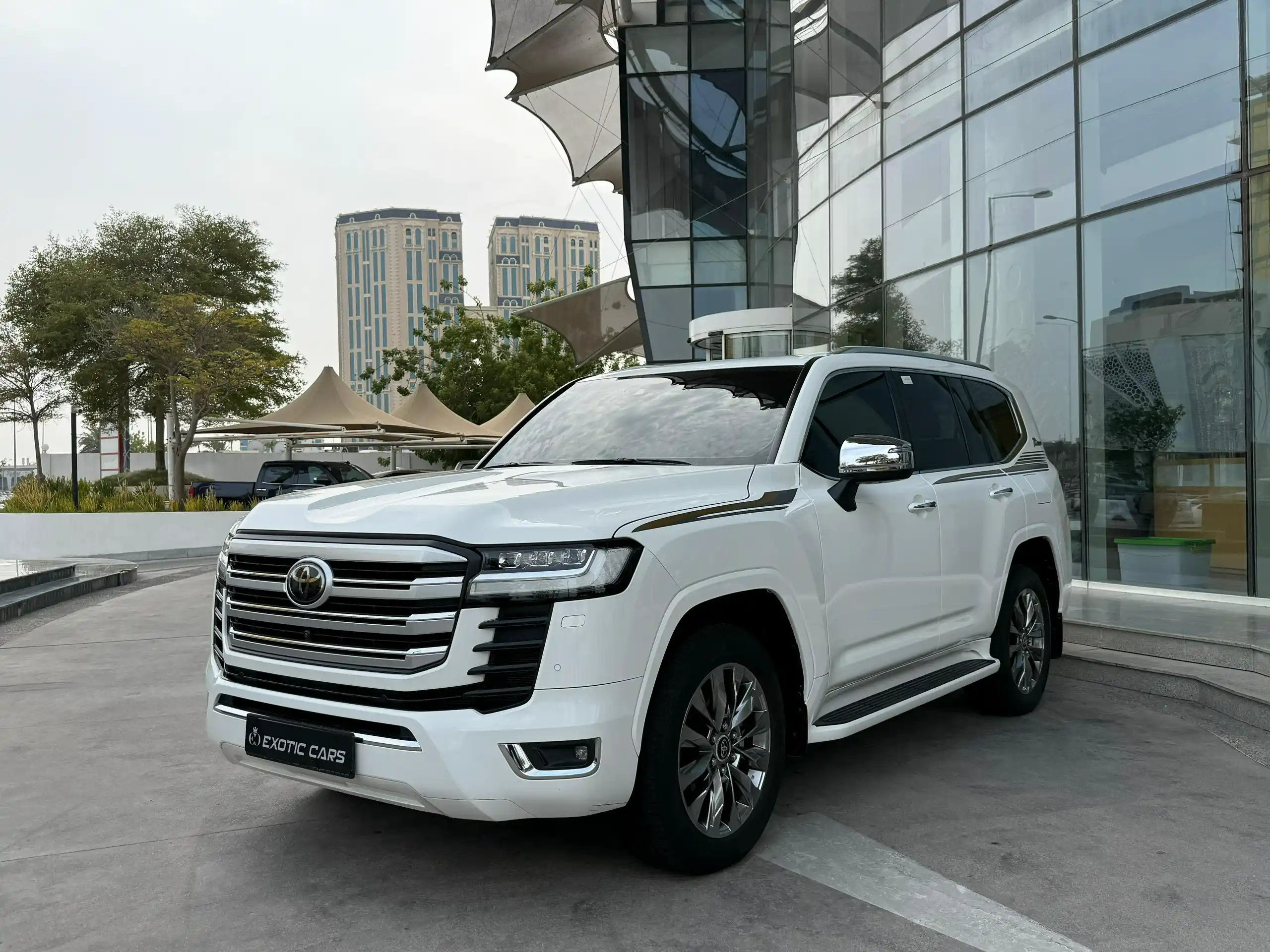 Toyota Land Cruiser VXR 2022