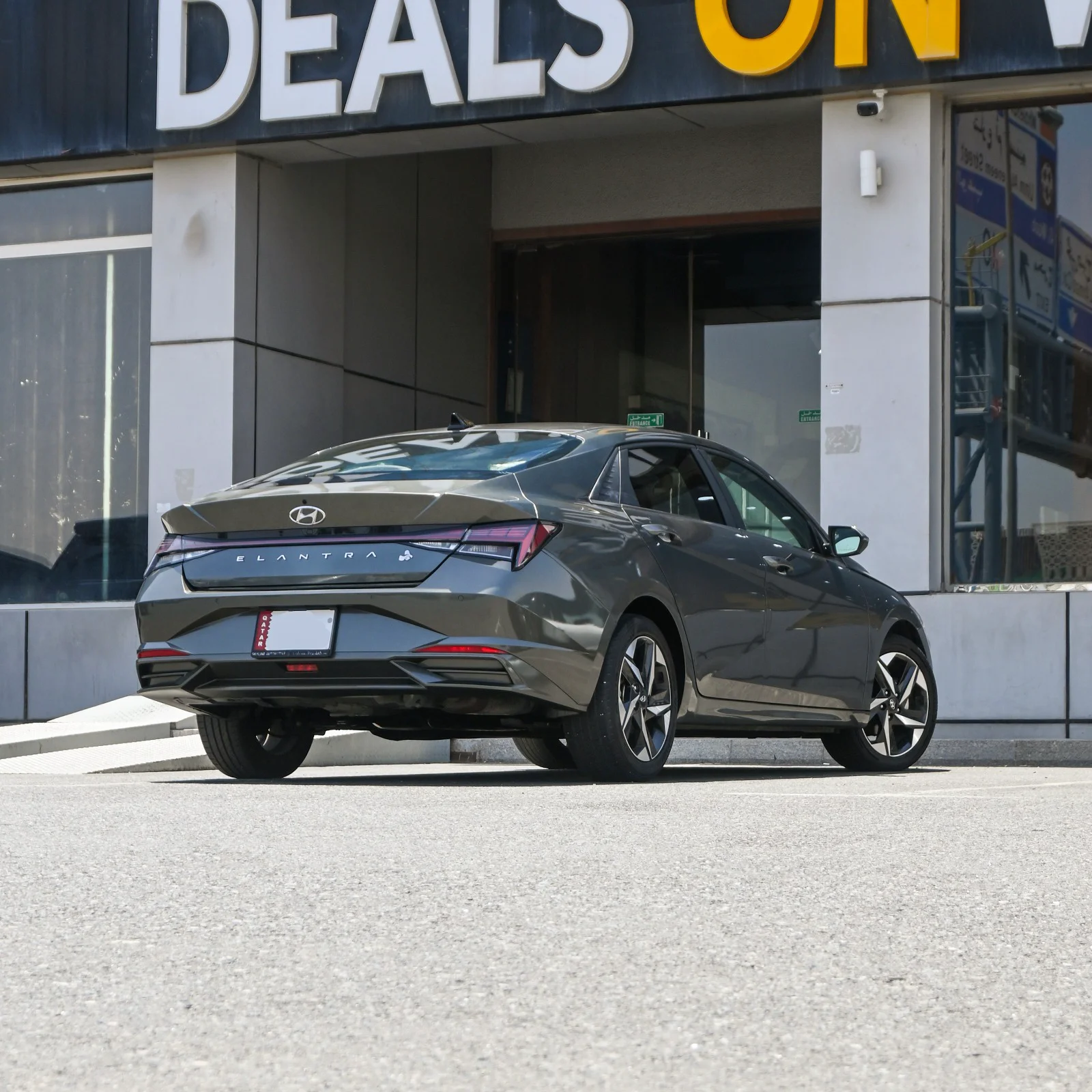 Hyundai Elantra 2023 — photo 5 for sale in Qatar