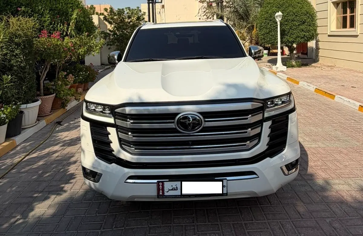 Toyota Land Cruiser VXR 2023