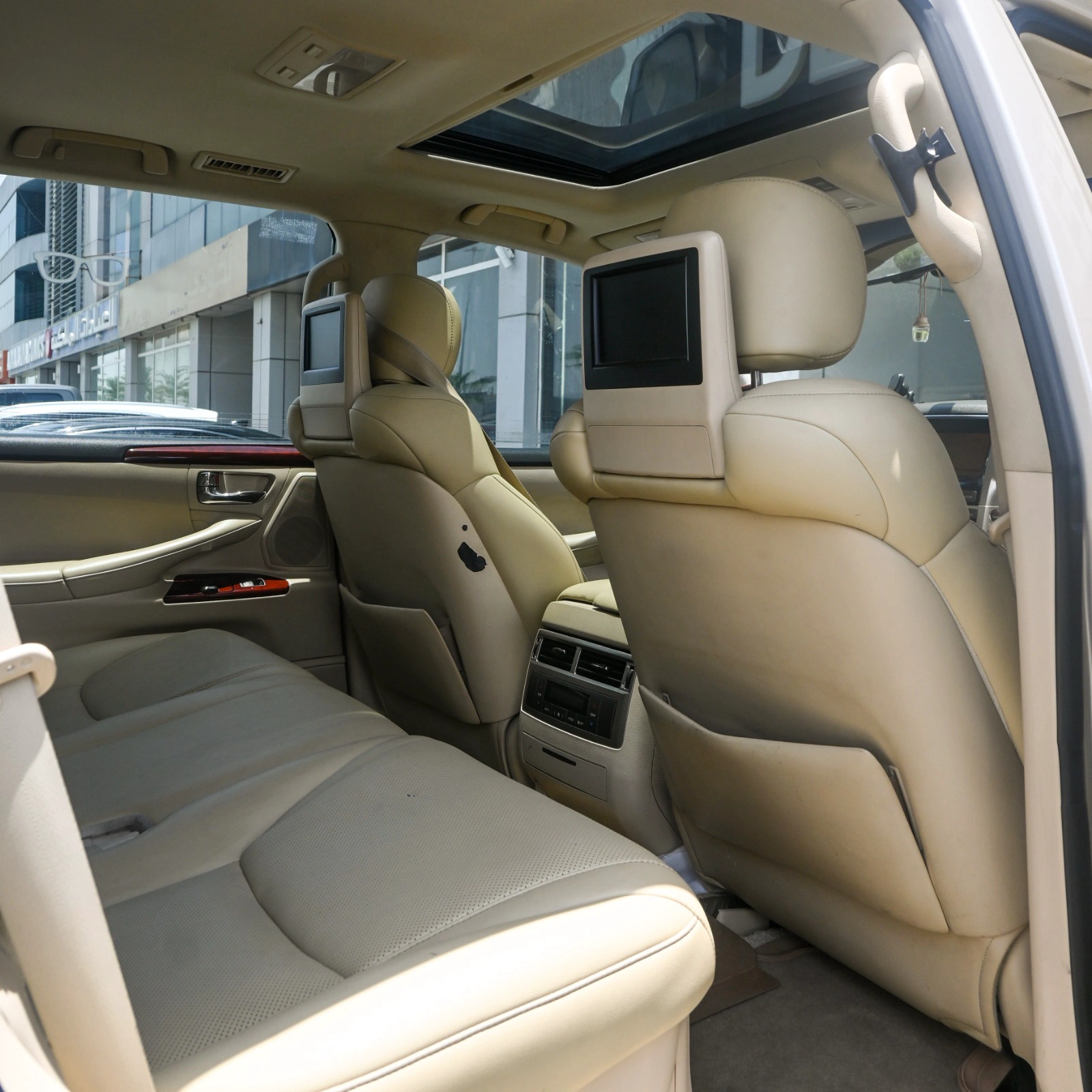 Lexus LX 570 2013 — photo 8 for sale in Qatar