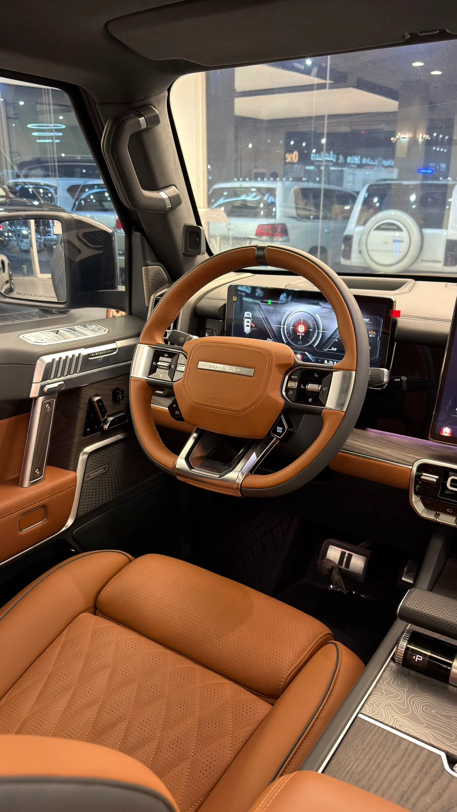 M HERO REV 2025 — photo 10 for sale in Qatar
