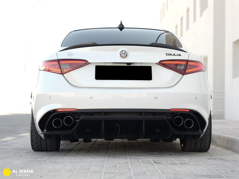 Alfa Romeo Giulia Quadrifoglio 2021