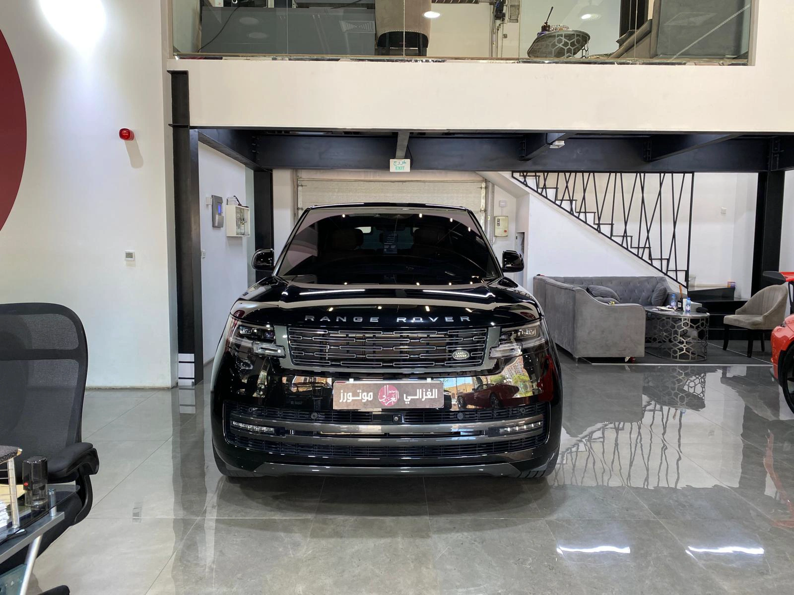Range Rover HSE 2023 — photo 3 for sale in Qatar