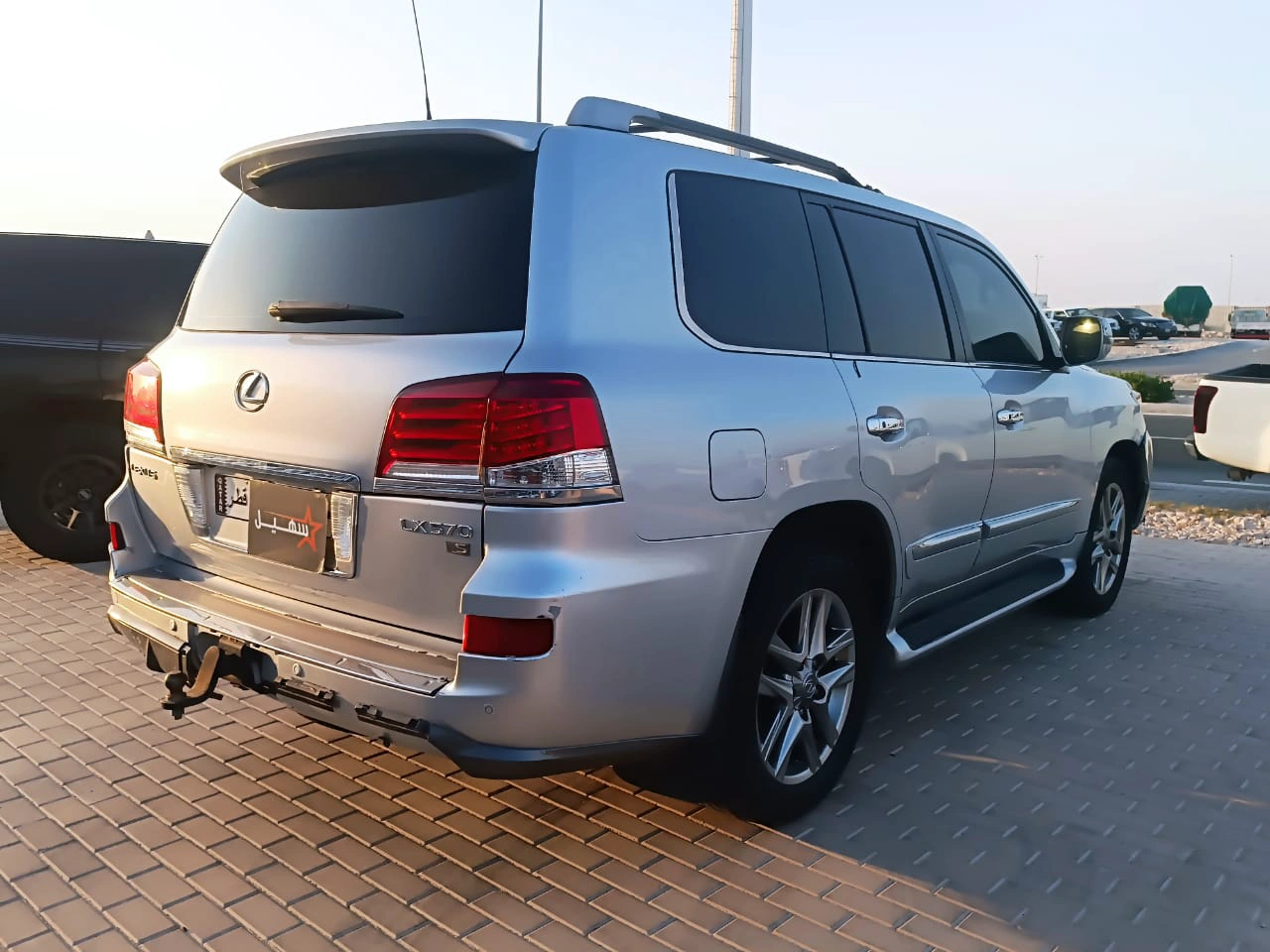 Lexus LX 570 2013 — photo 4 for sale in Qatar