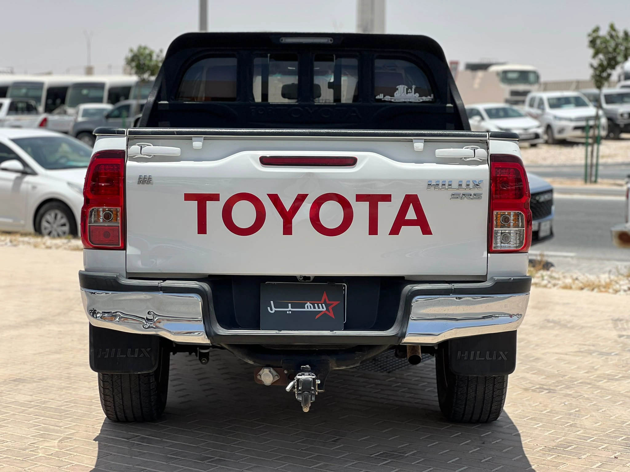 Toyota Hilux 2017 — photo 6 for sale in Qatar