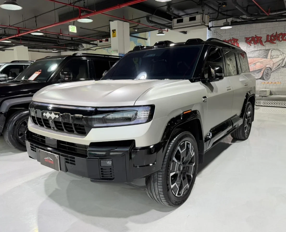 BYD LEOPARD 8 2025