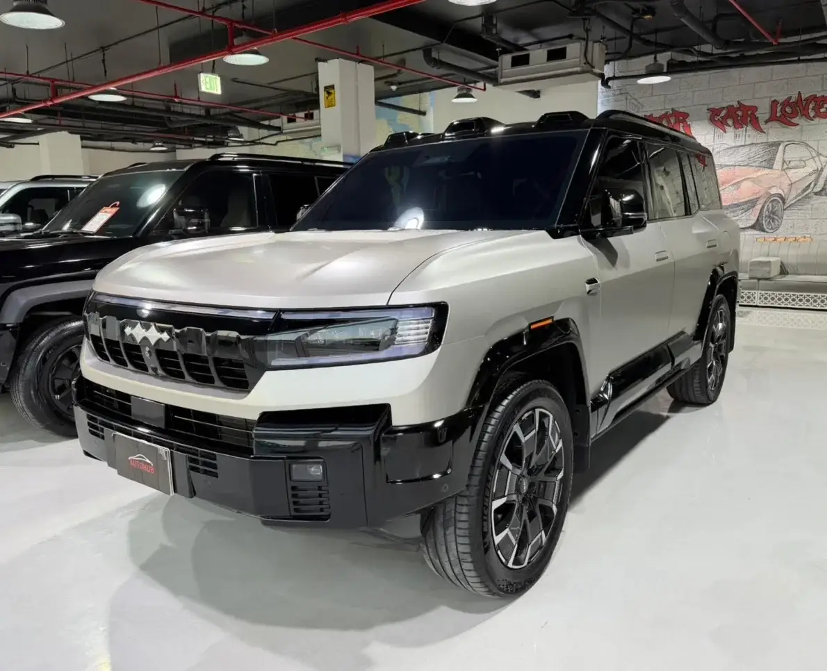 BYD LEOPARD 8 2025