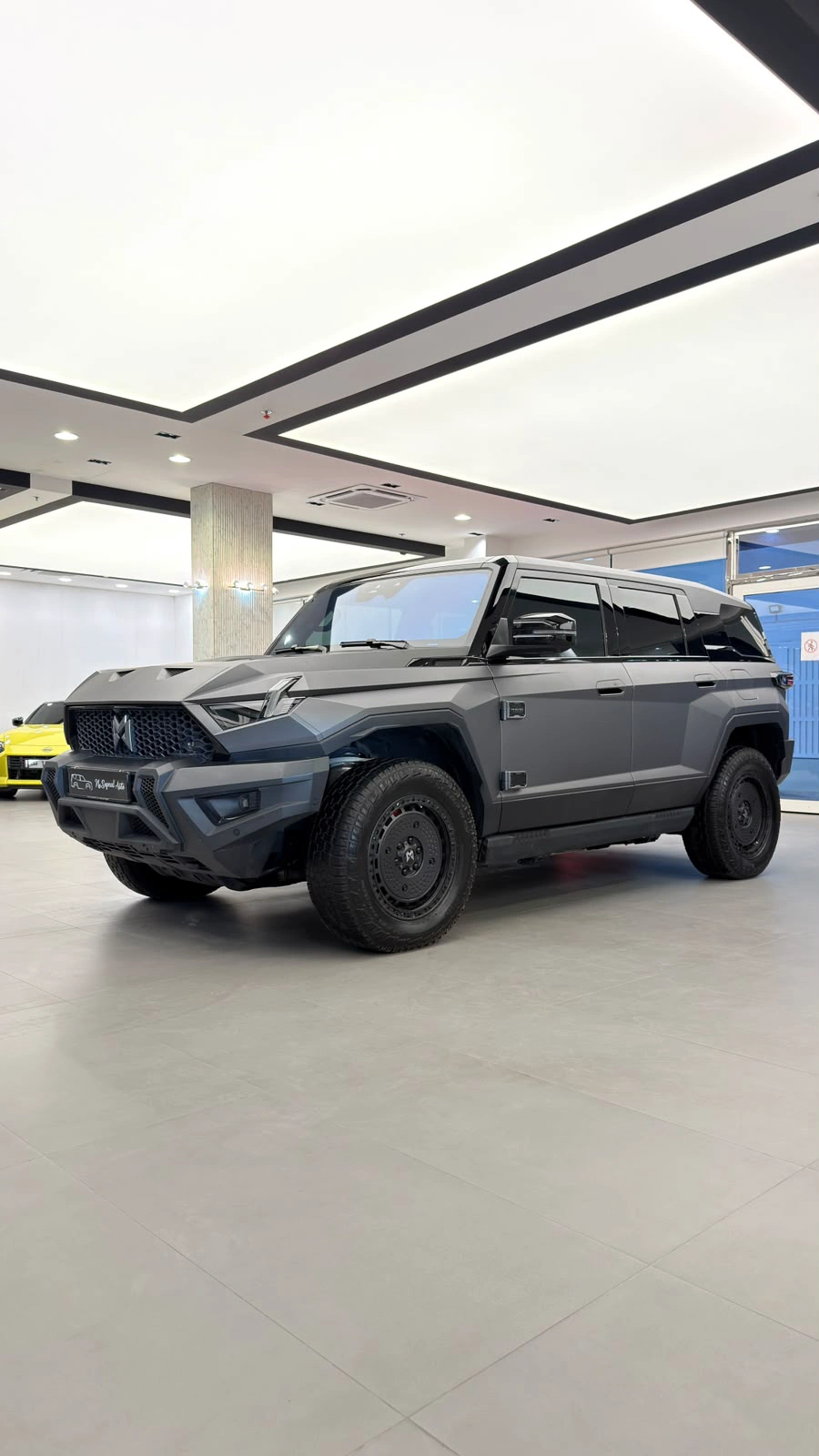 M HERO REV 2025 — photo 1 for sale in Qatar