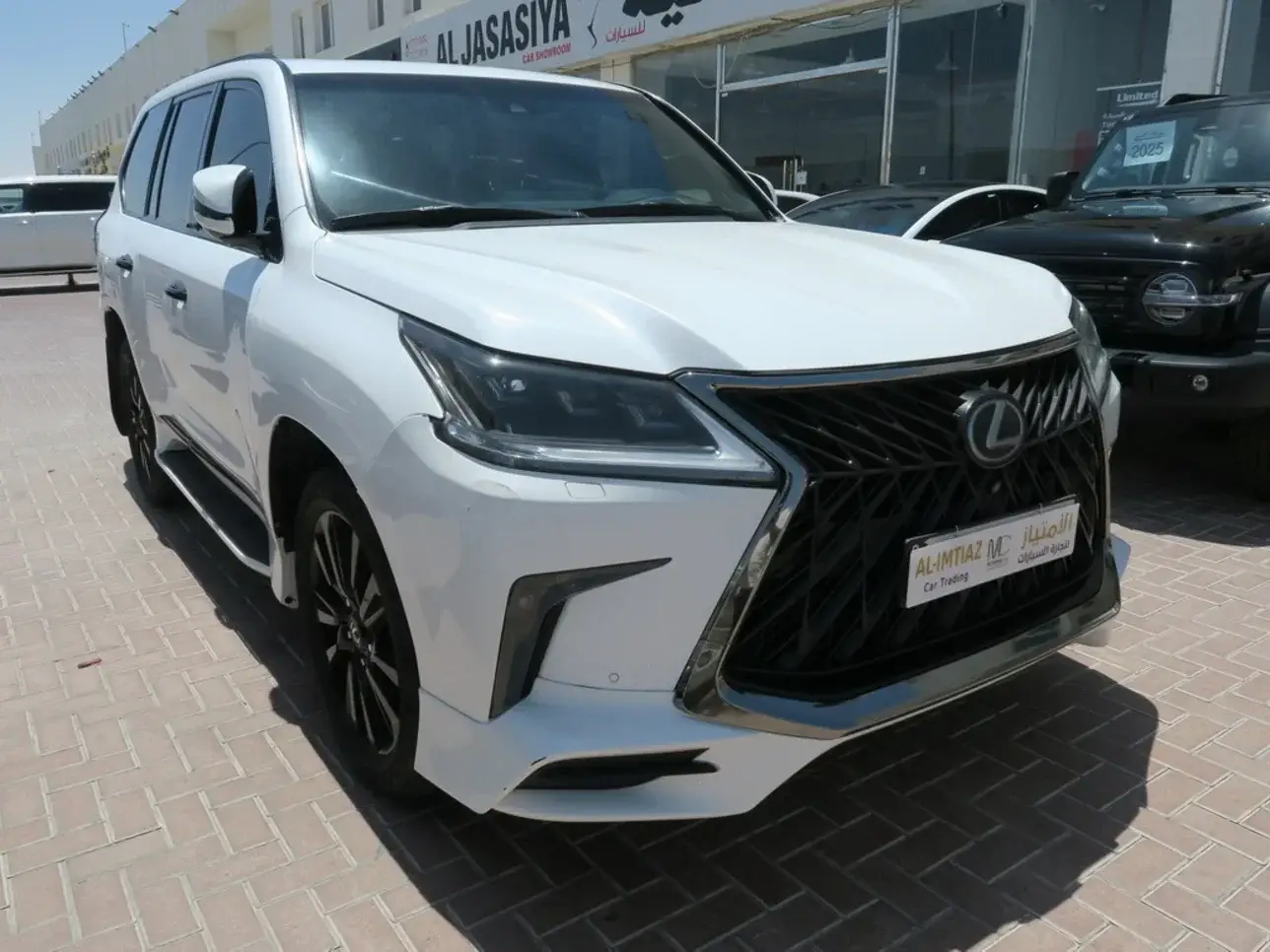 Lexus LX 2016