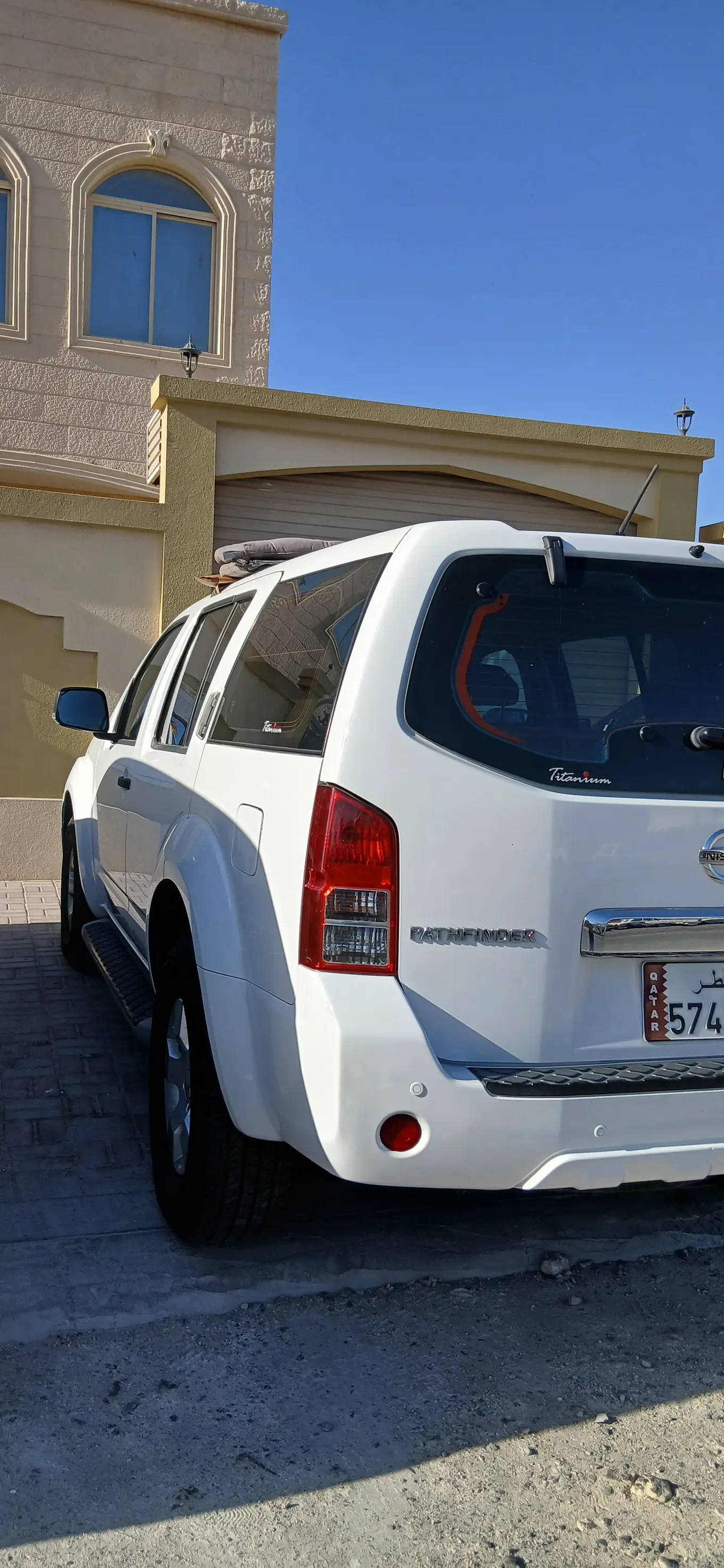 Nissan Pathfinder VSKLR11AOFA572896 2015