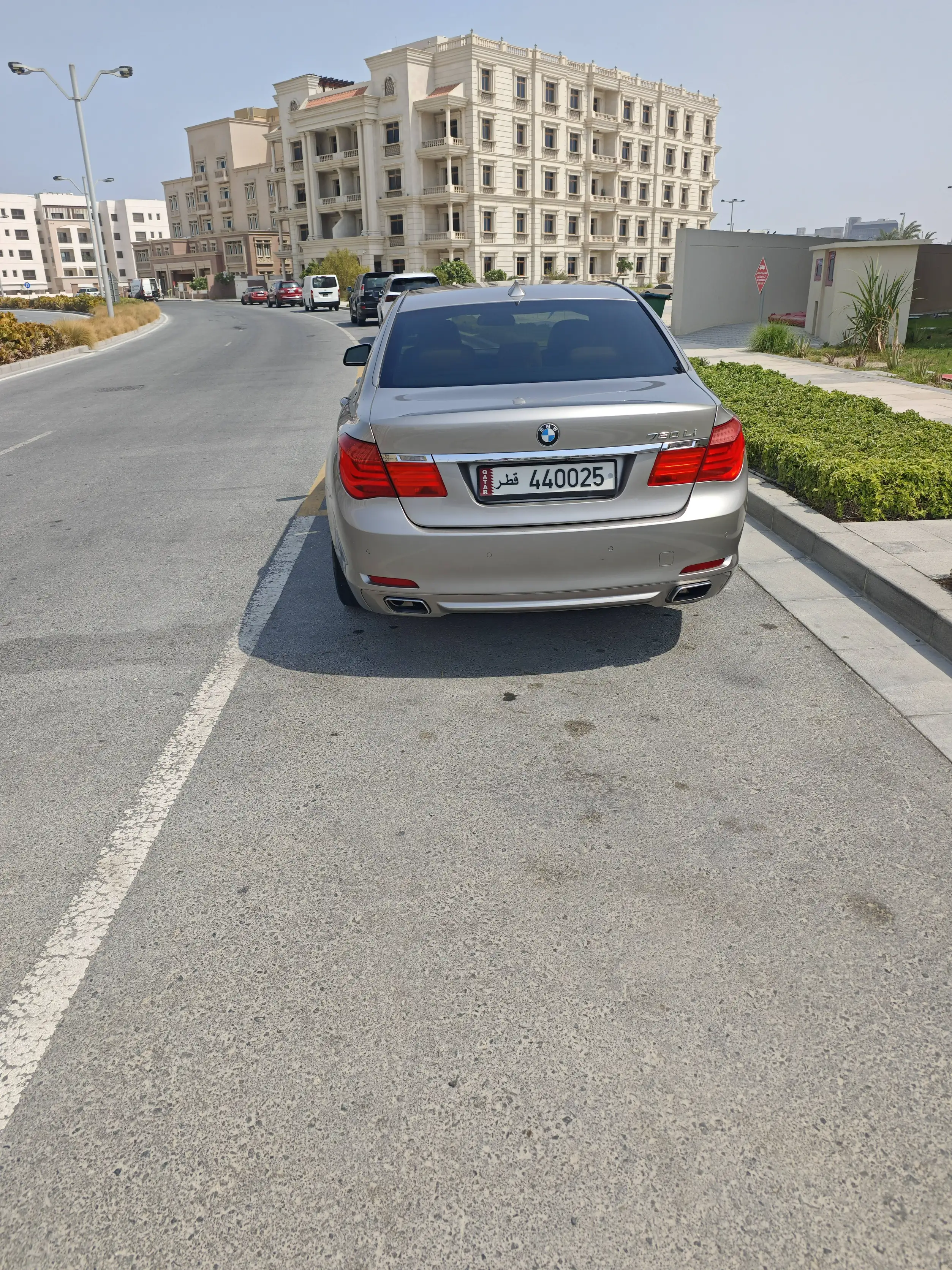 BMW 750Li 2011