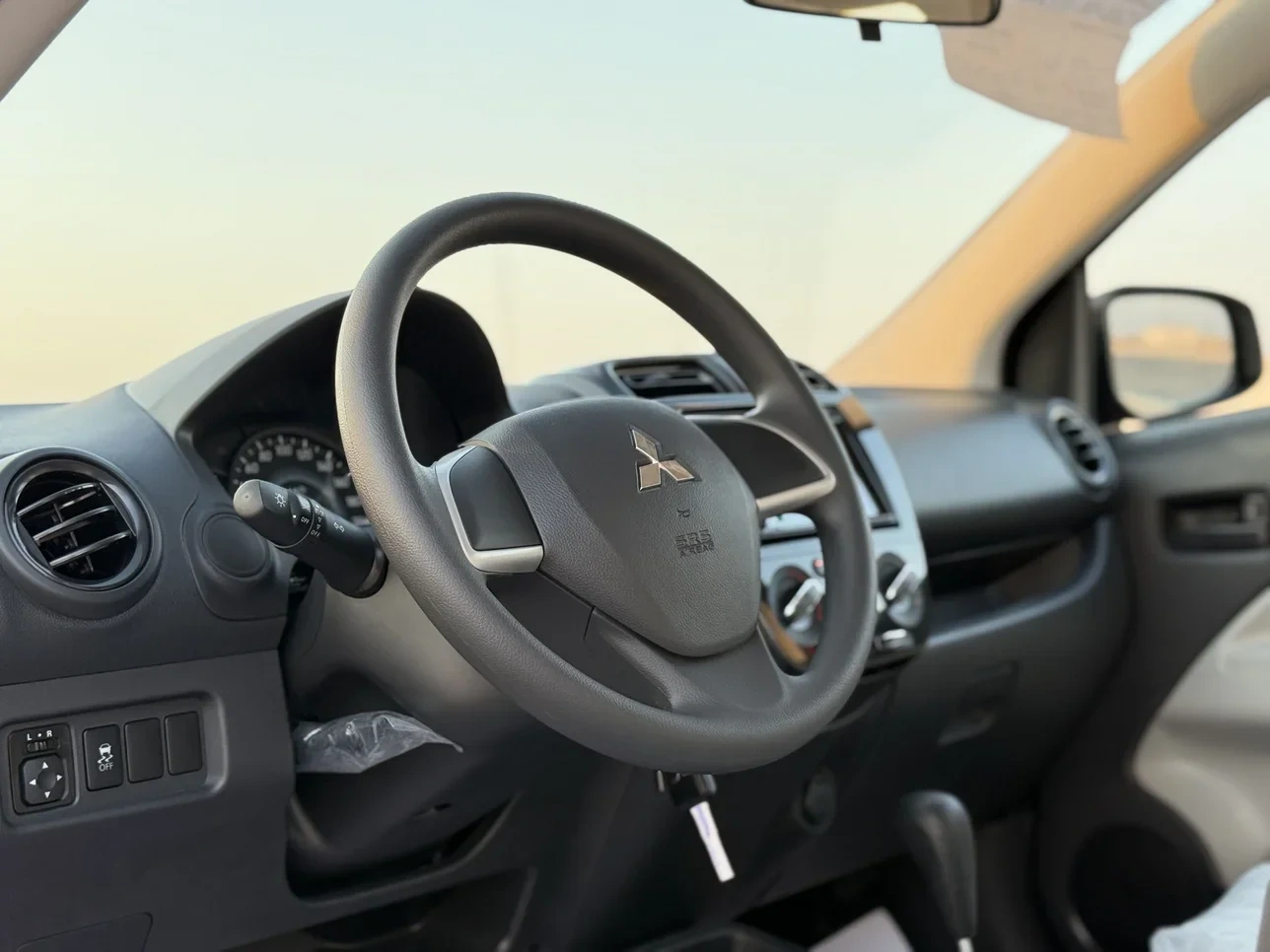 Mitsubishi Mirage 2024