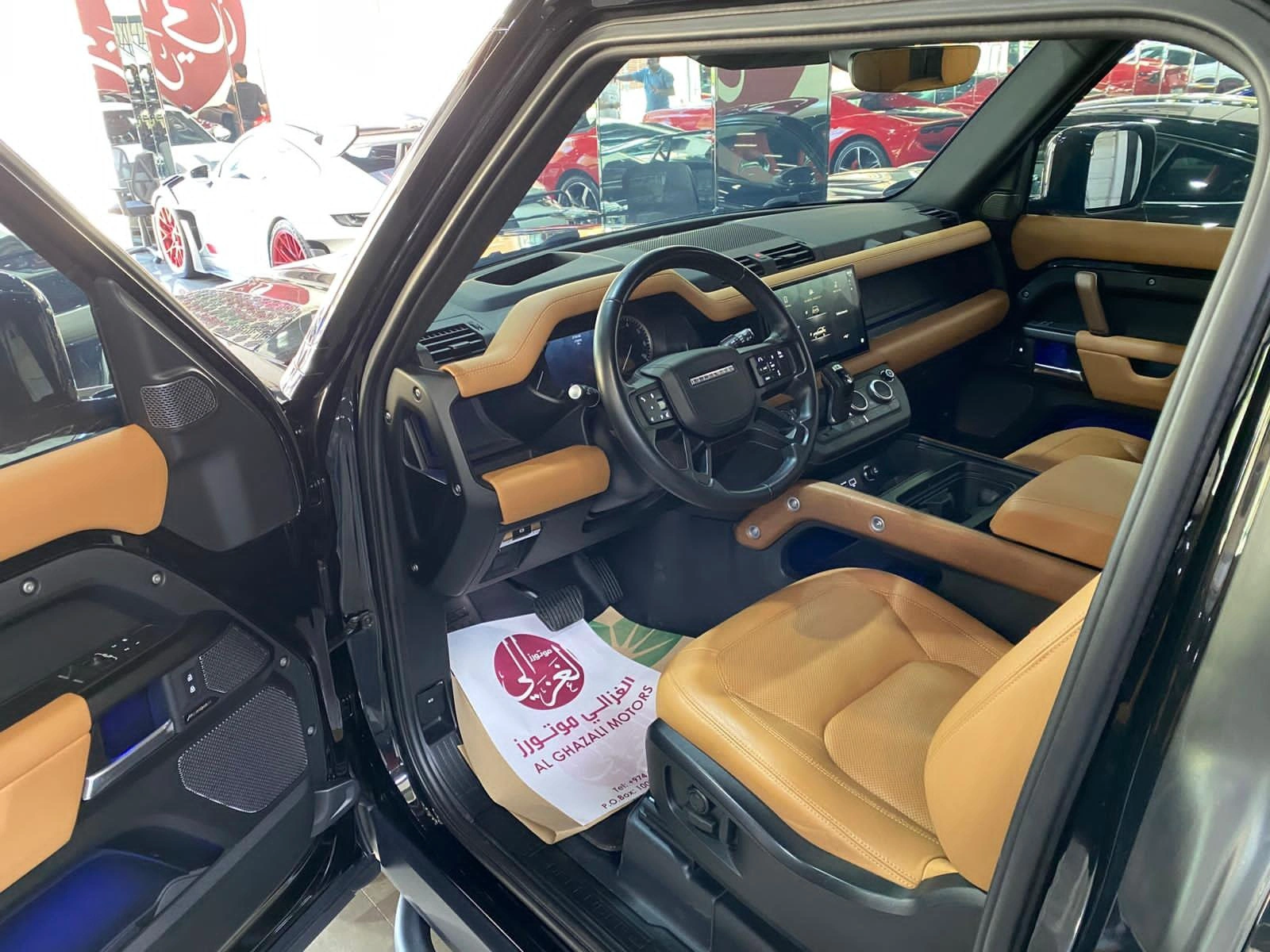 Landrover DEFENDER HSE 2023 — photo 5 for sale in Qatar