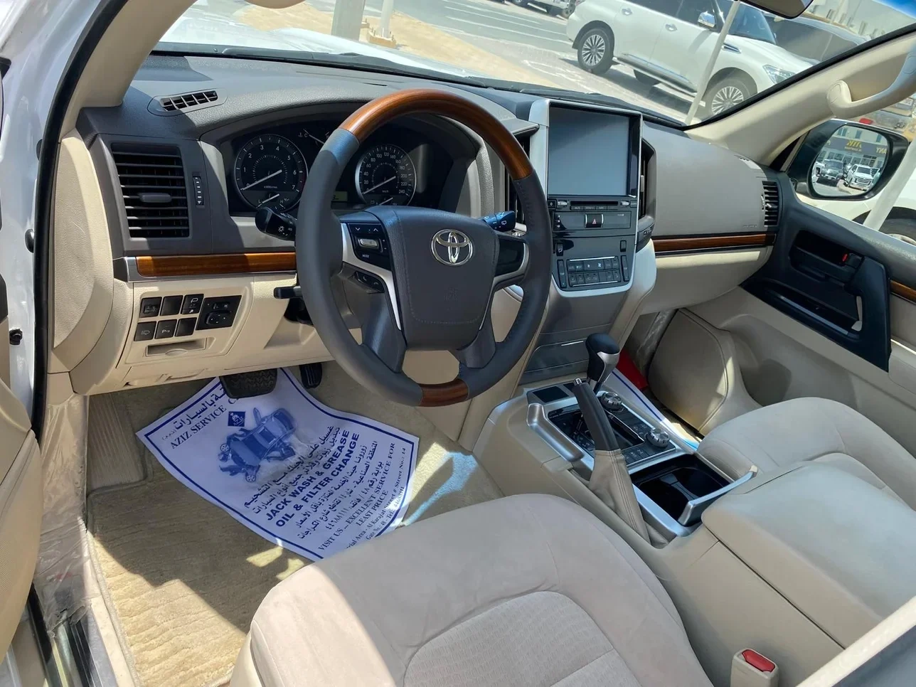 Toyota Land Cruiser GXR 2018