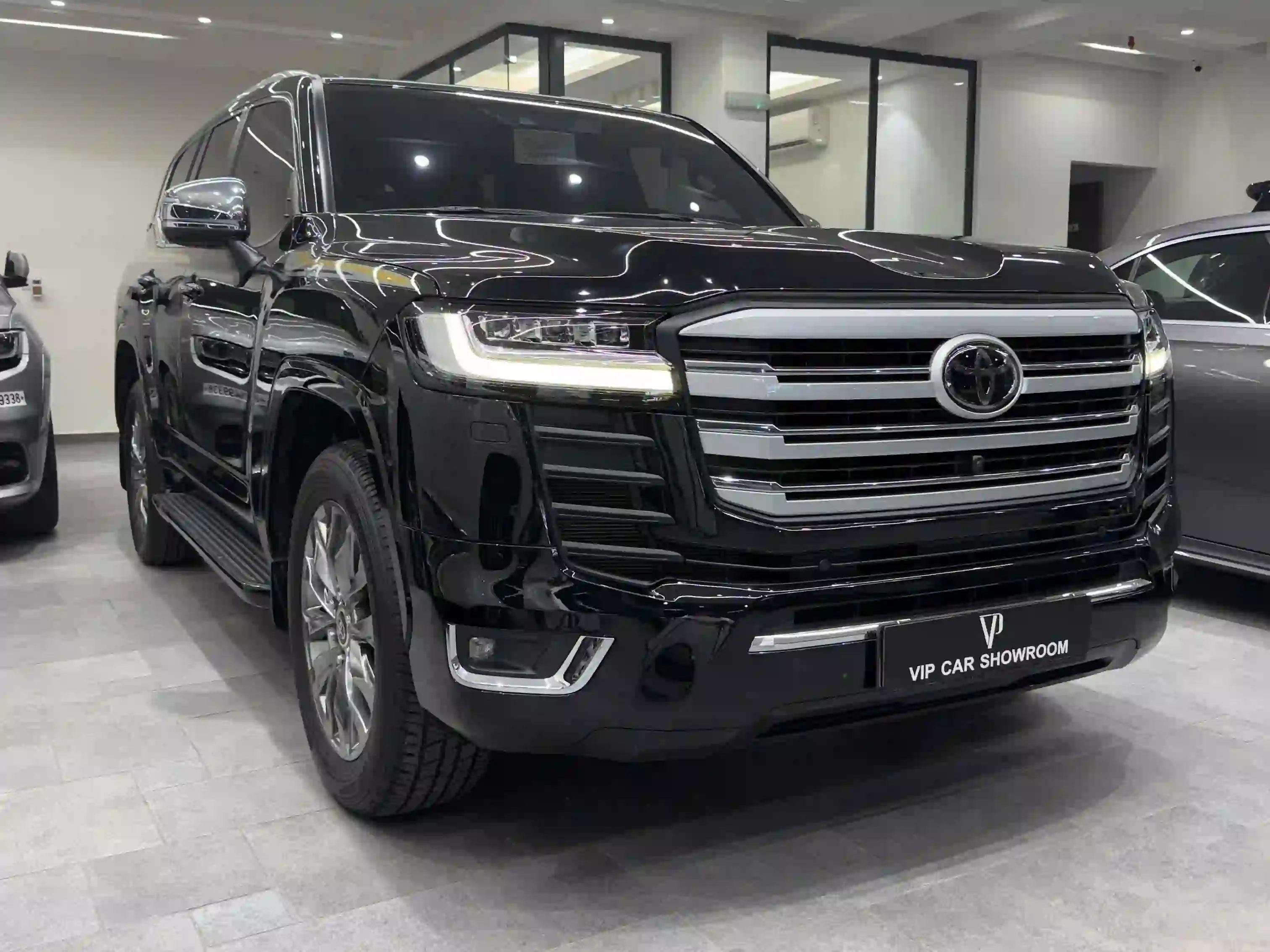 Toyota Land Cruiser VXR 2022