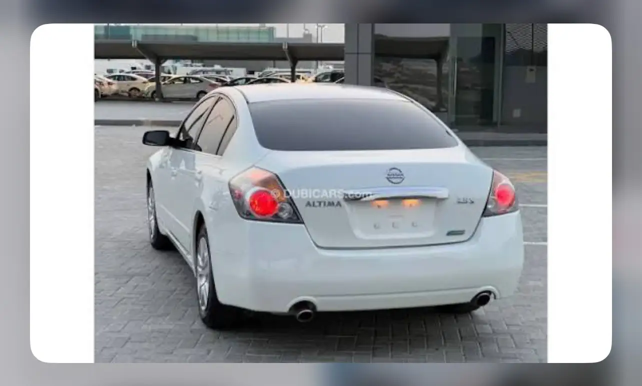 Nissan Altima اليابان 2012