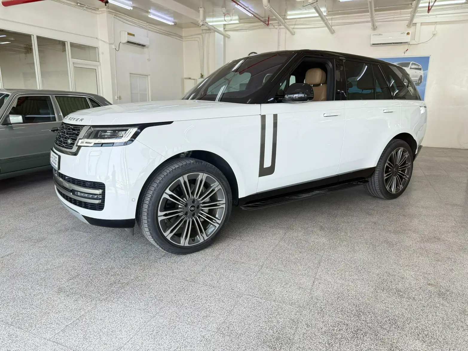 Range Rover HSE 2023