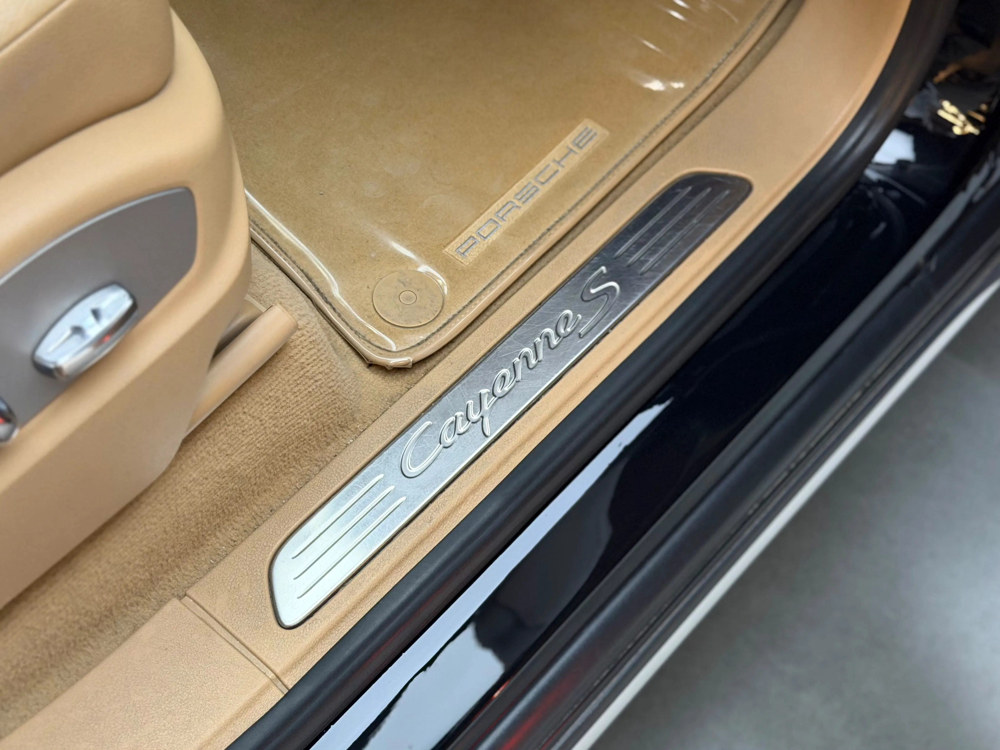 Porsche Cayenne S 2015 — photo 13 for sale in Qatar