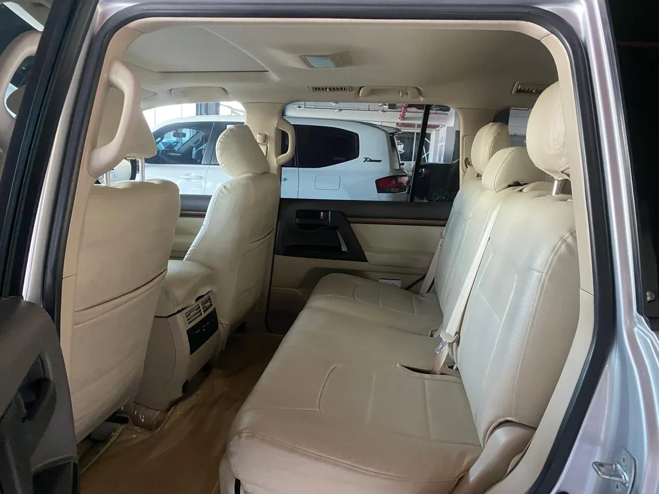 Toyota Land Cruiser GXR 2020 — photo 6 for sale in Qatar