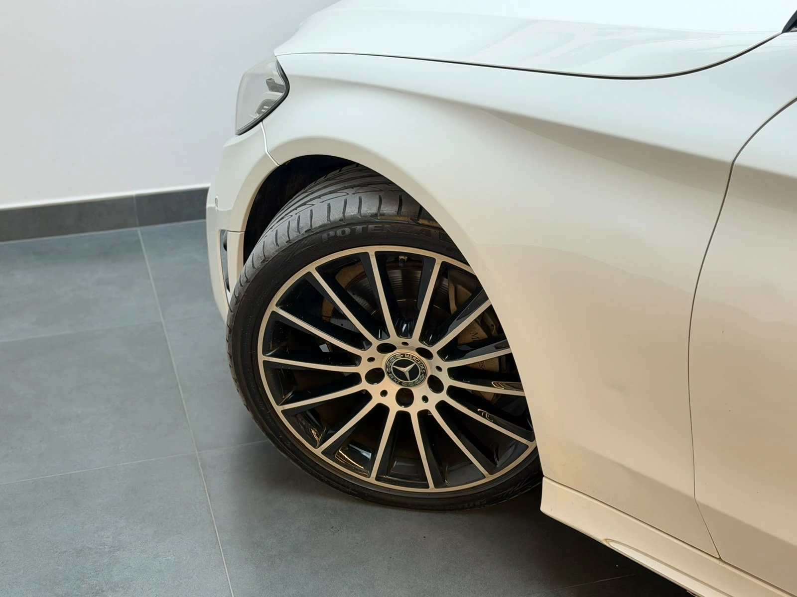 Mercedes C200 2019