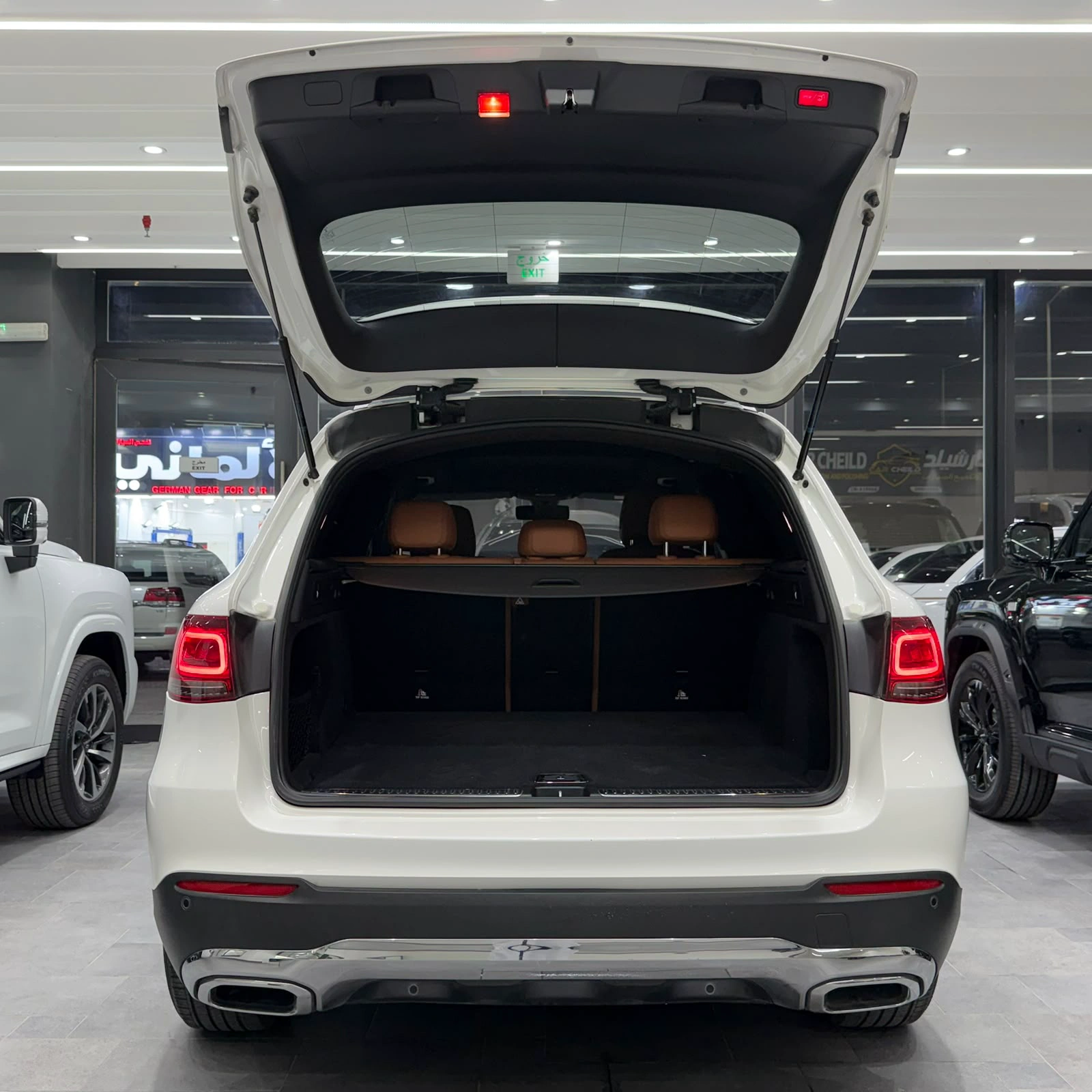 Mercedes GLC 200 2022 — photo 11 for sale in Qatar
