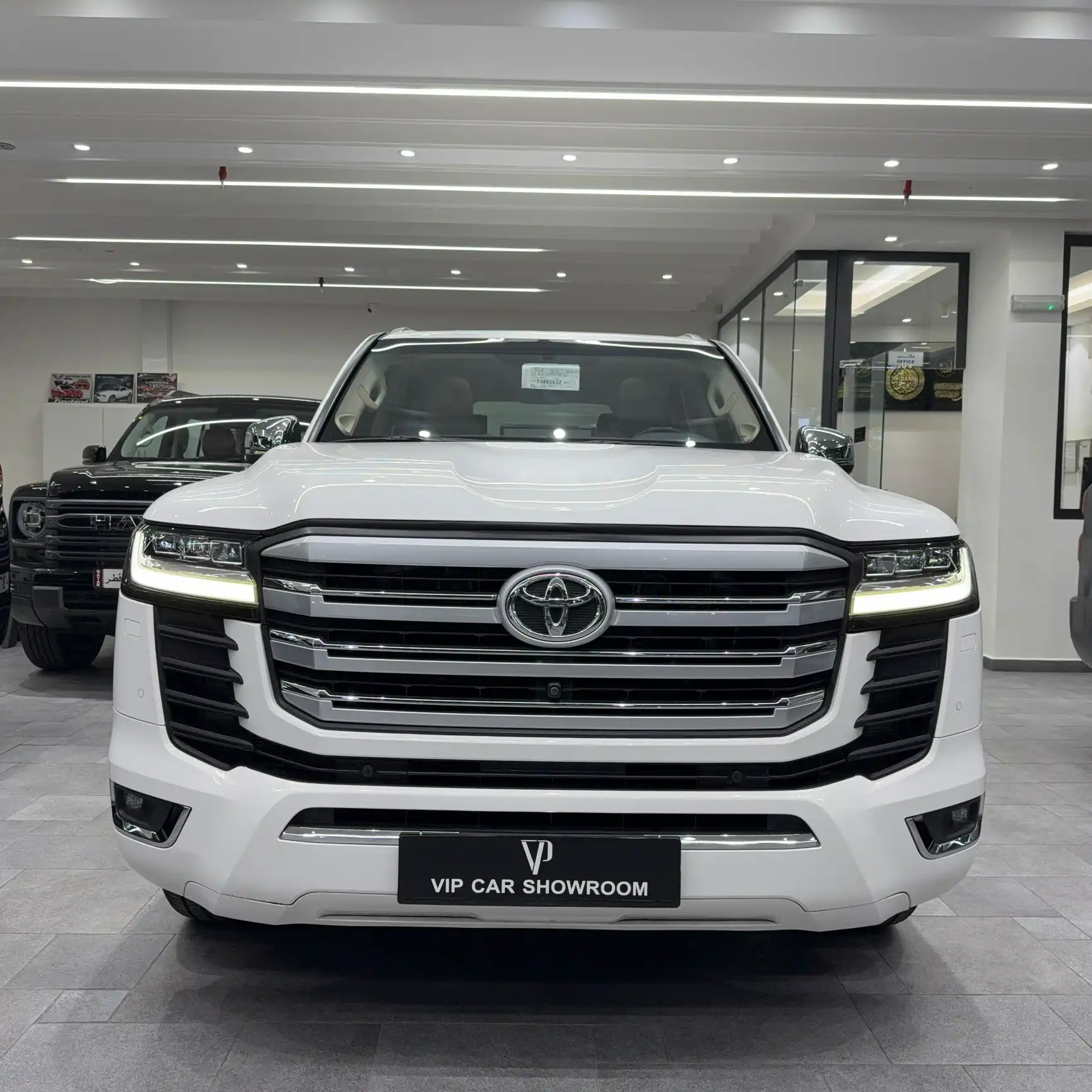 Toyota Land Cruiser VX 2023