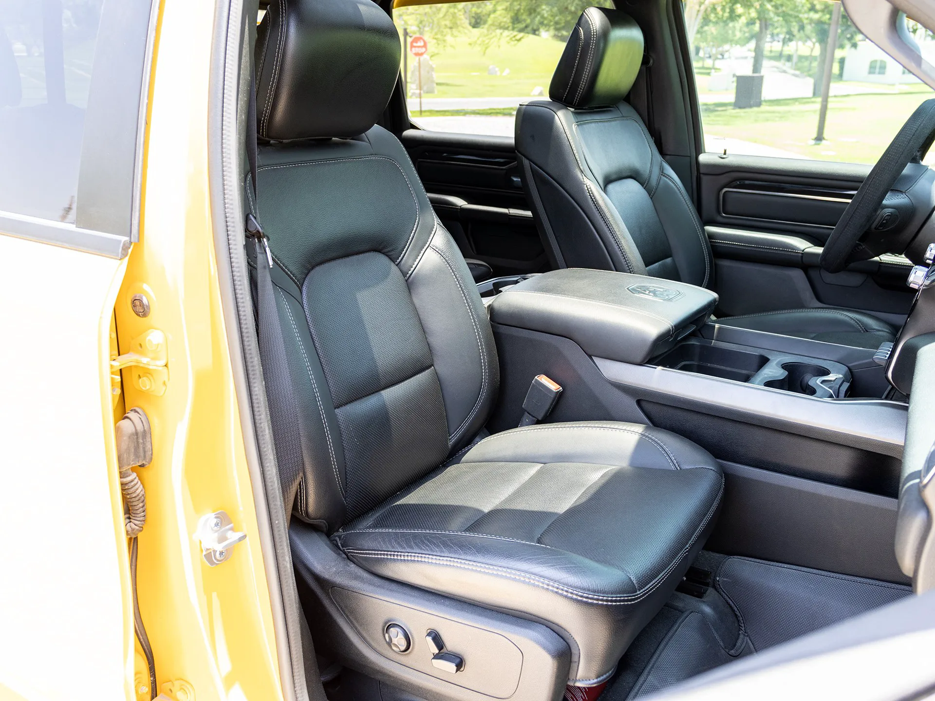 Dodge RAM 2020 — photo 9 for sale in Qatar
