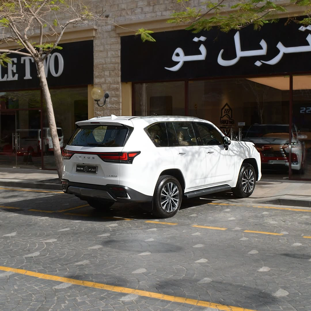 Lexus LX 600 2024 — photo 4 for sale in Qatar