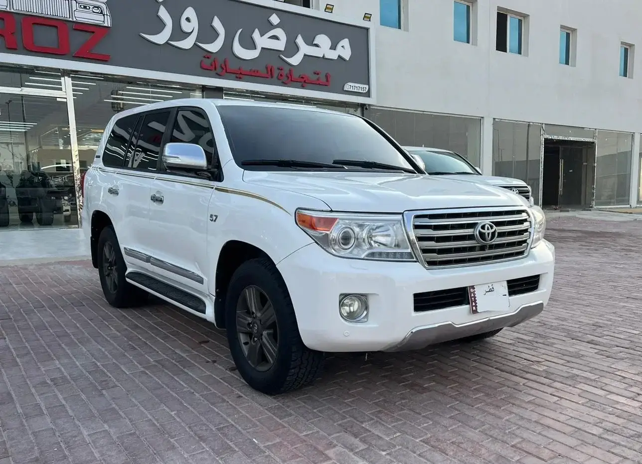 Toyota Land Cruiser VXR 2014