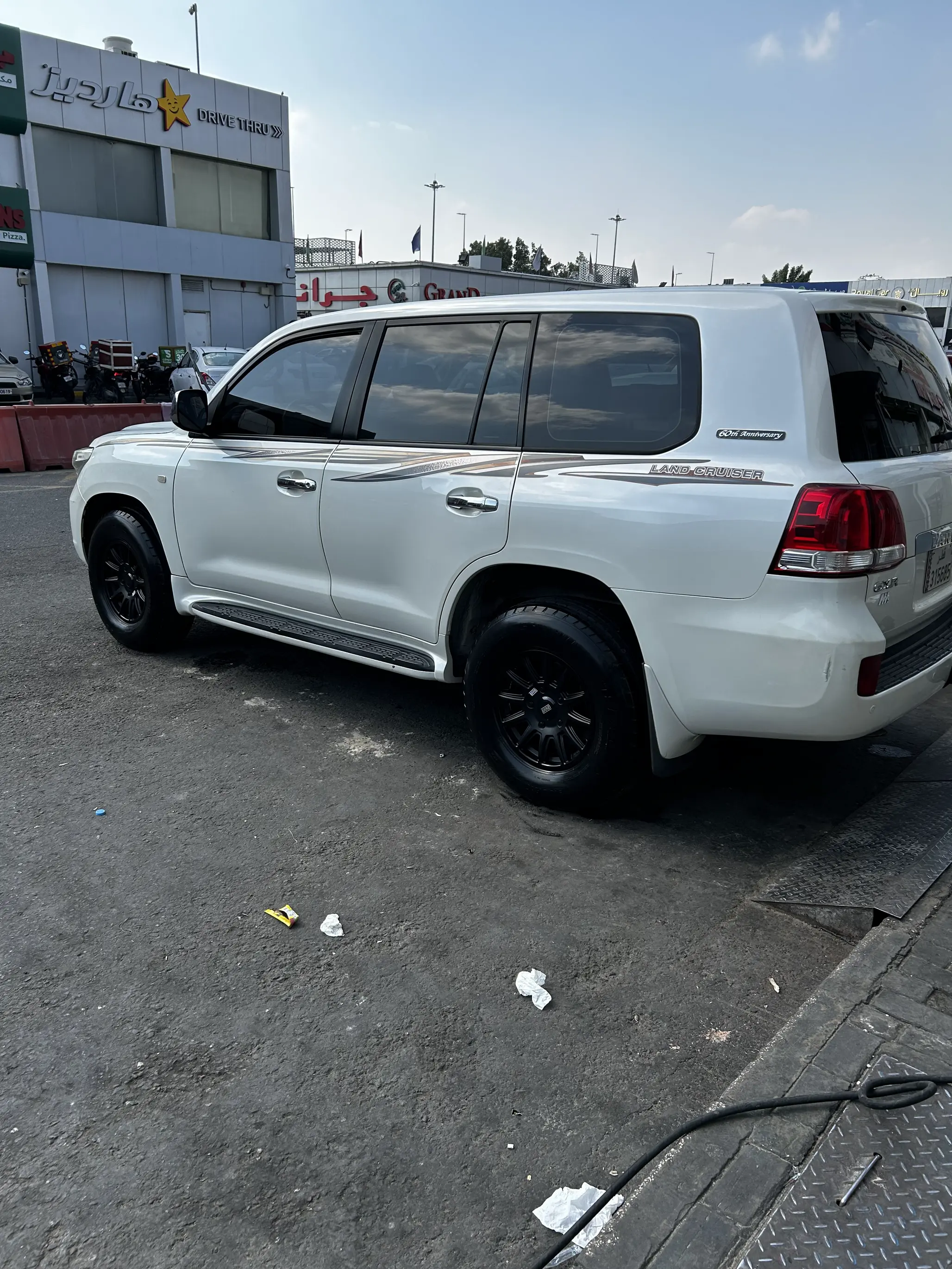 Toyota Land Cruiser GXR 2011