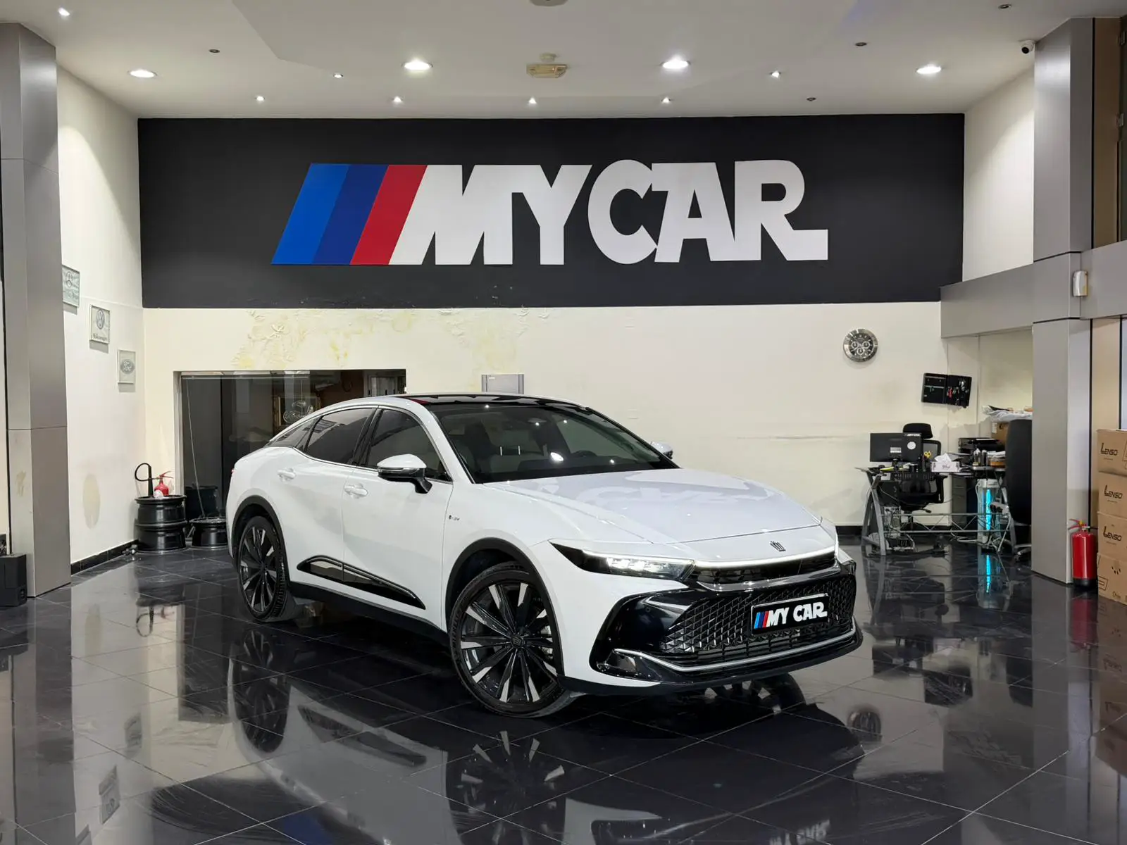 Toyota Crown 2024