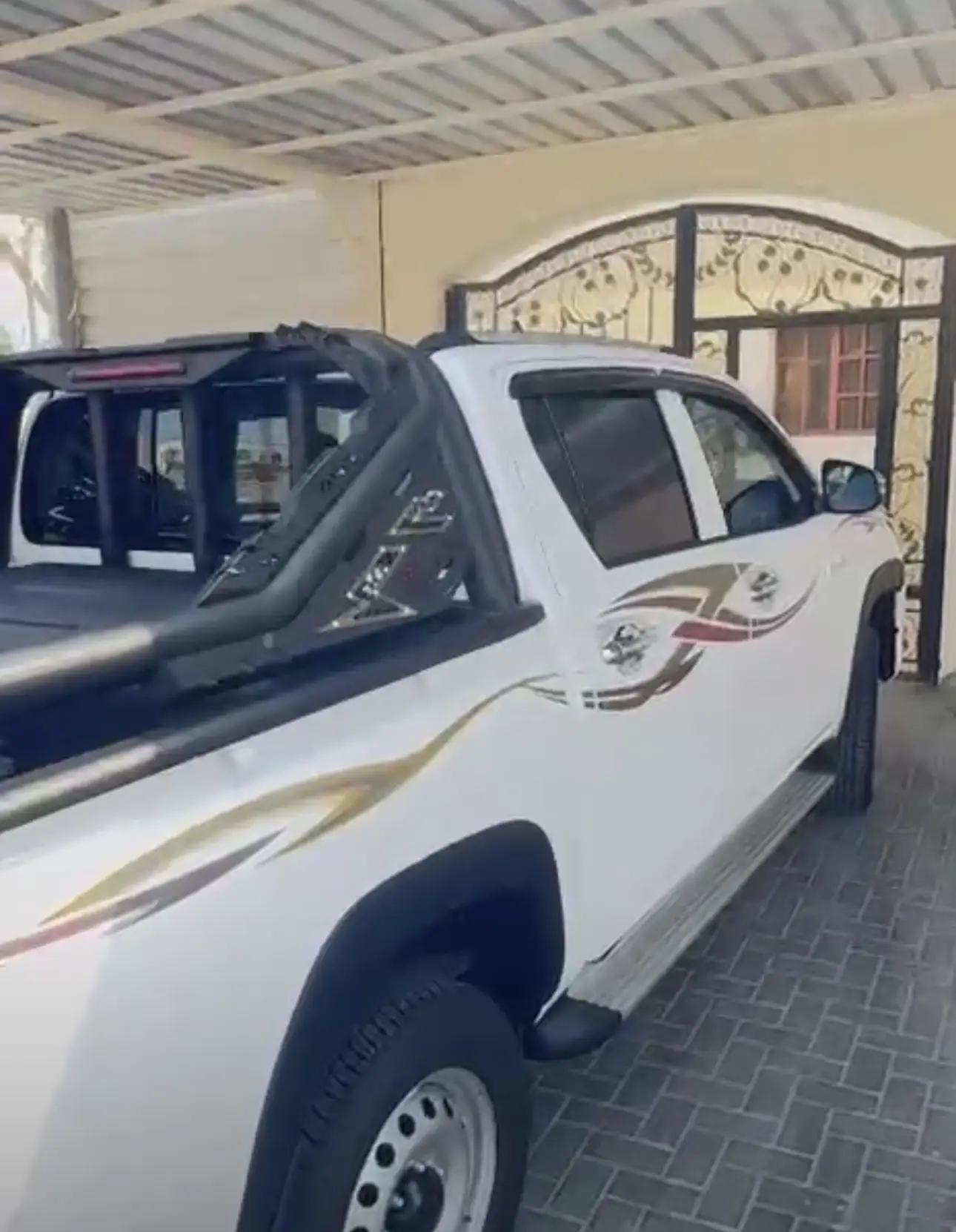 Toyota Hilux 4*4 2025