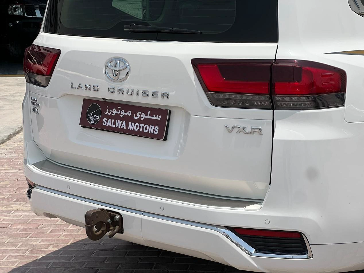 Toyota Land Cruiser VXR 2022