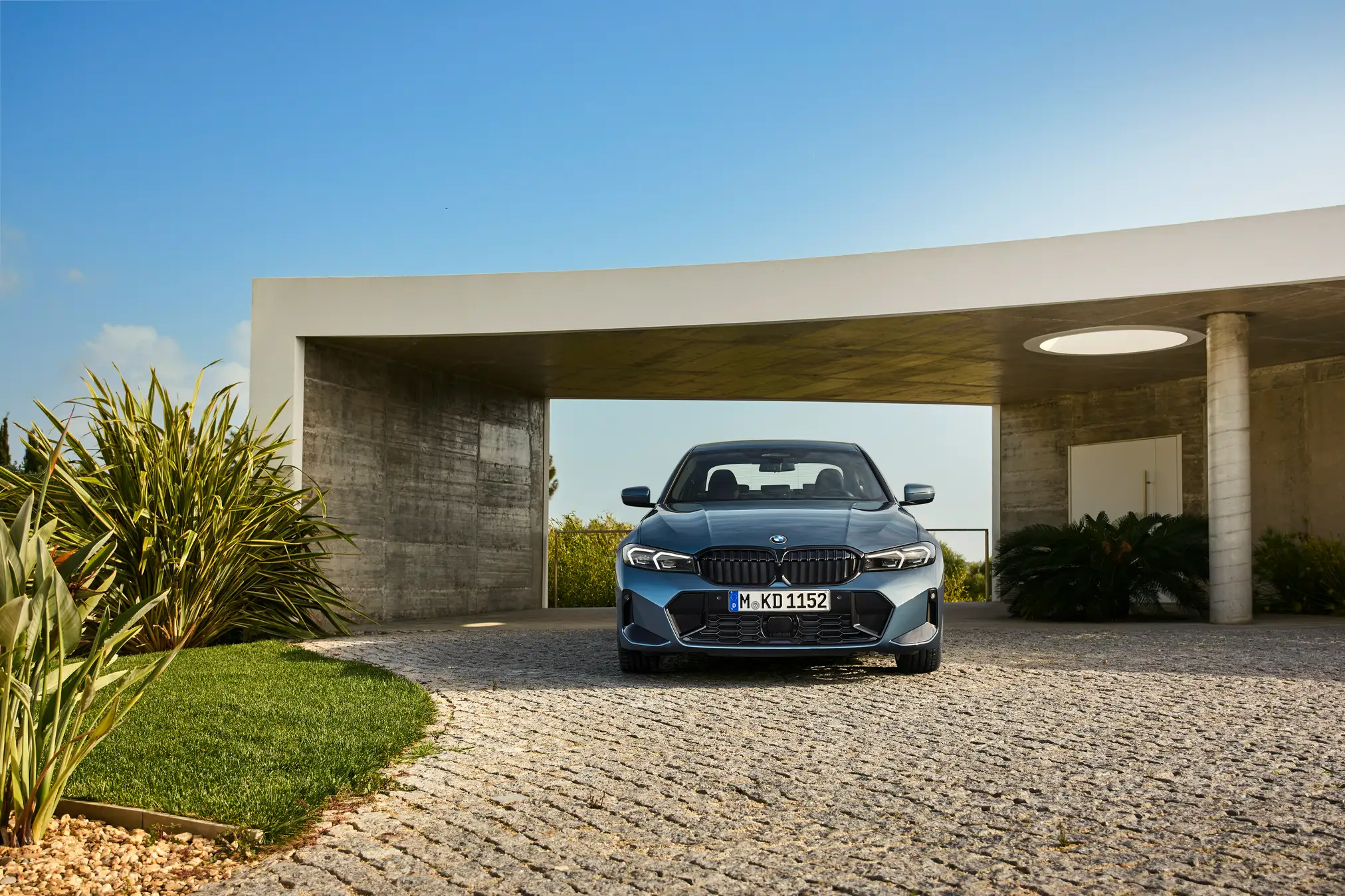 BMW 320i 2025