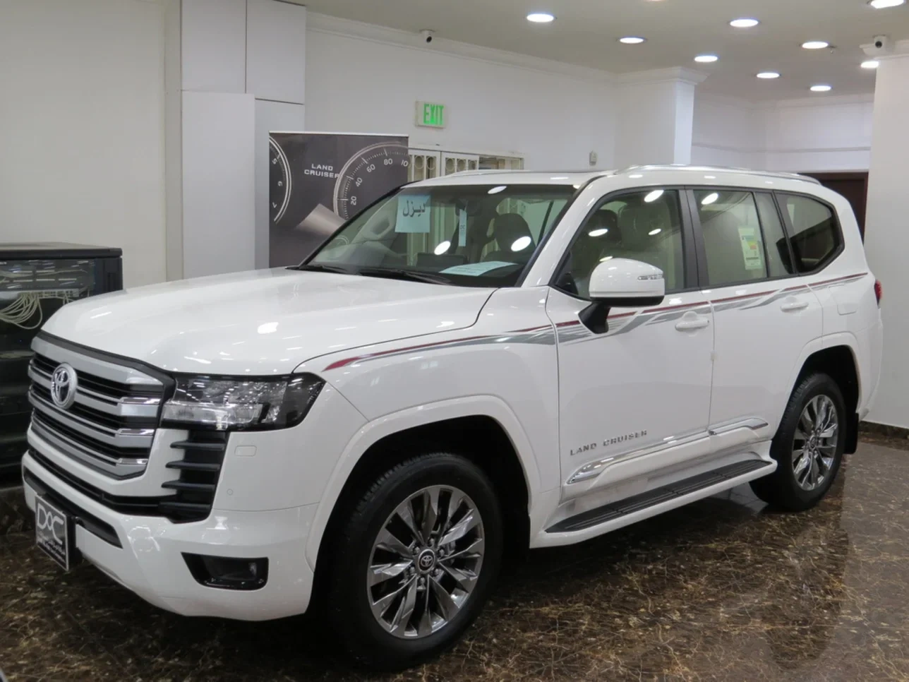 Toyota Land Cruiser GXR 2024 — photo 1 for sale in Qatar