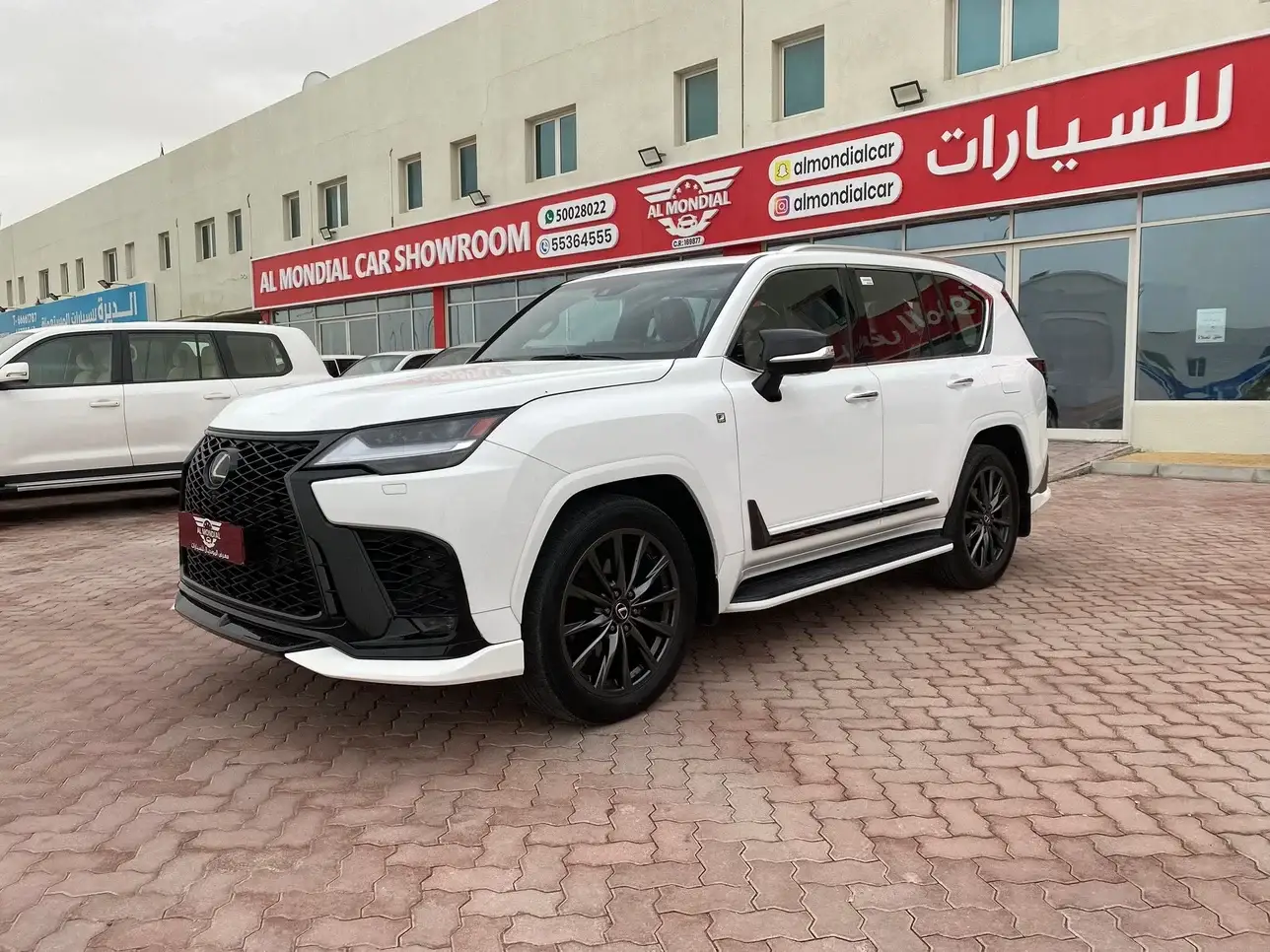 Lexus LX 2023