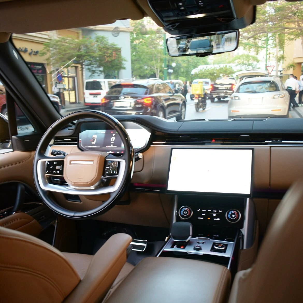 Landrover RANGE ROVER HSE 2023 — photo 6 for sale in Qatar