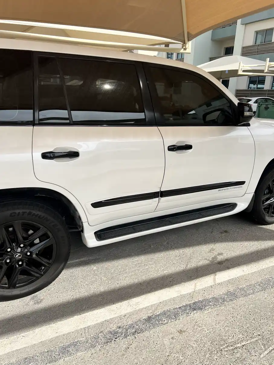 Lexus LX 570 2014