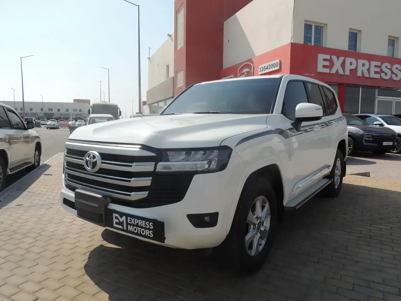 Toyota Land Cruiser GXR 2023