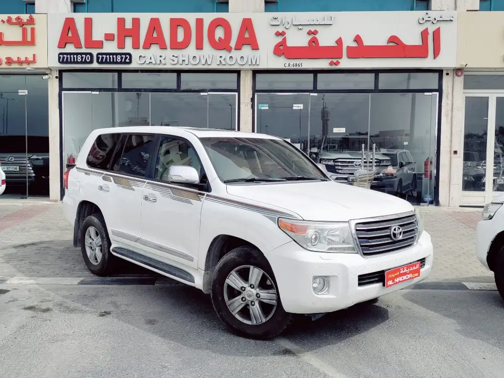 Toyota Land Cruiser GXR 2014