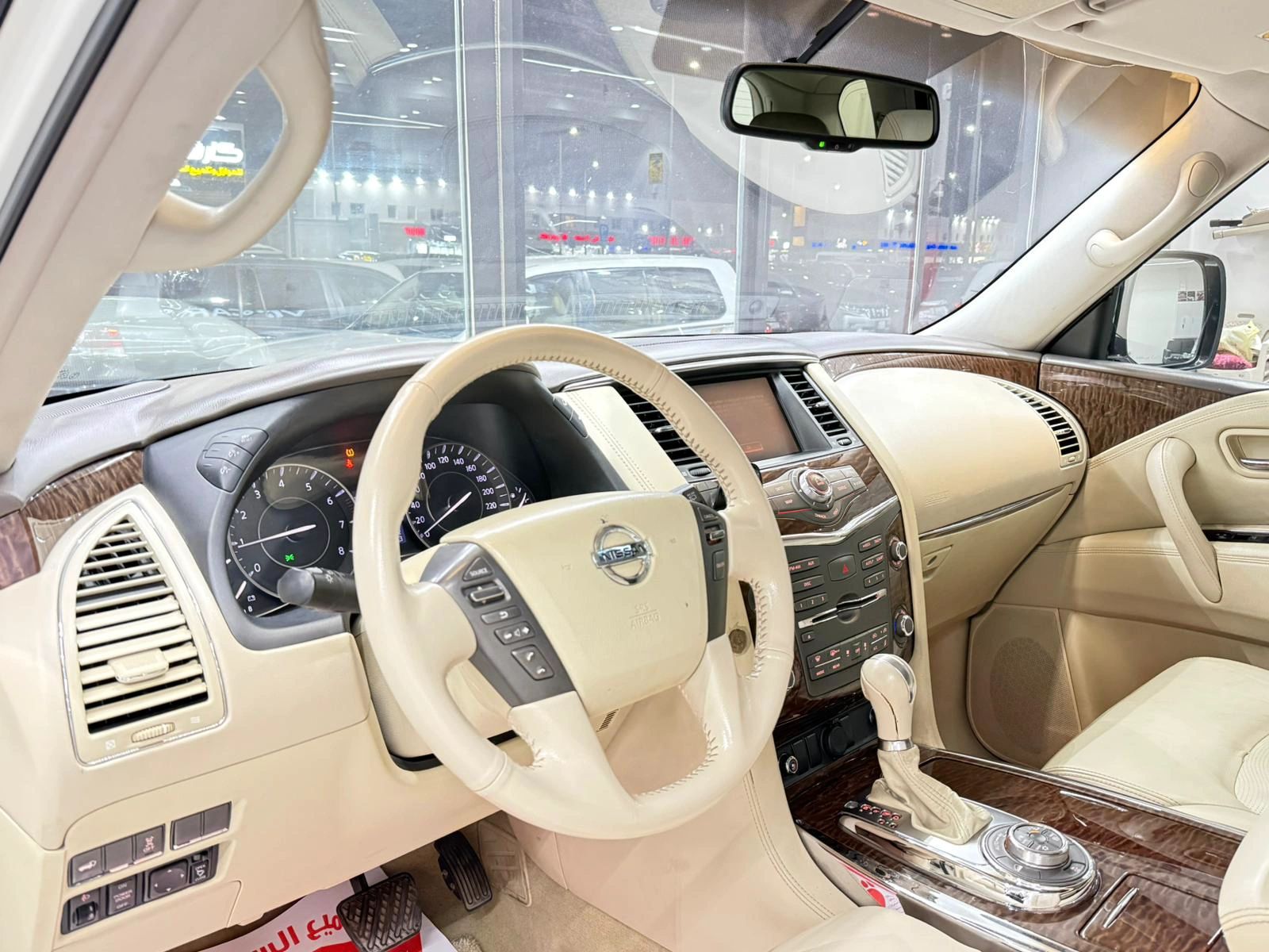 Nissan Patrol 2010 — photo 4 for sale in Qatar